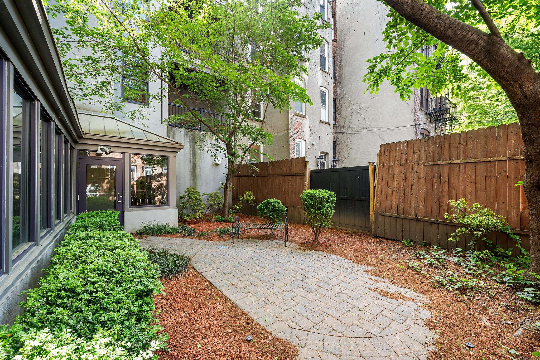 78 WAYNE ST Unit: 303