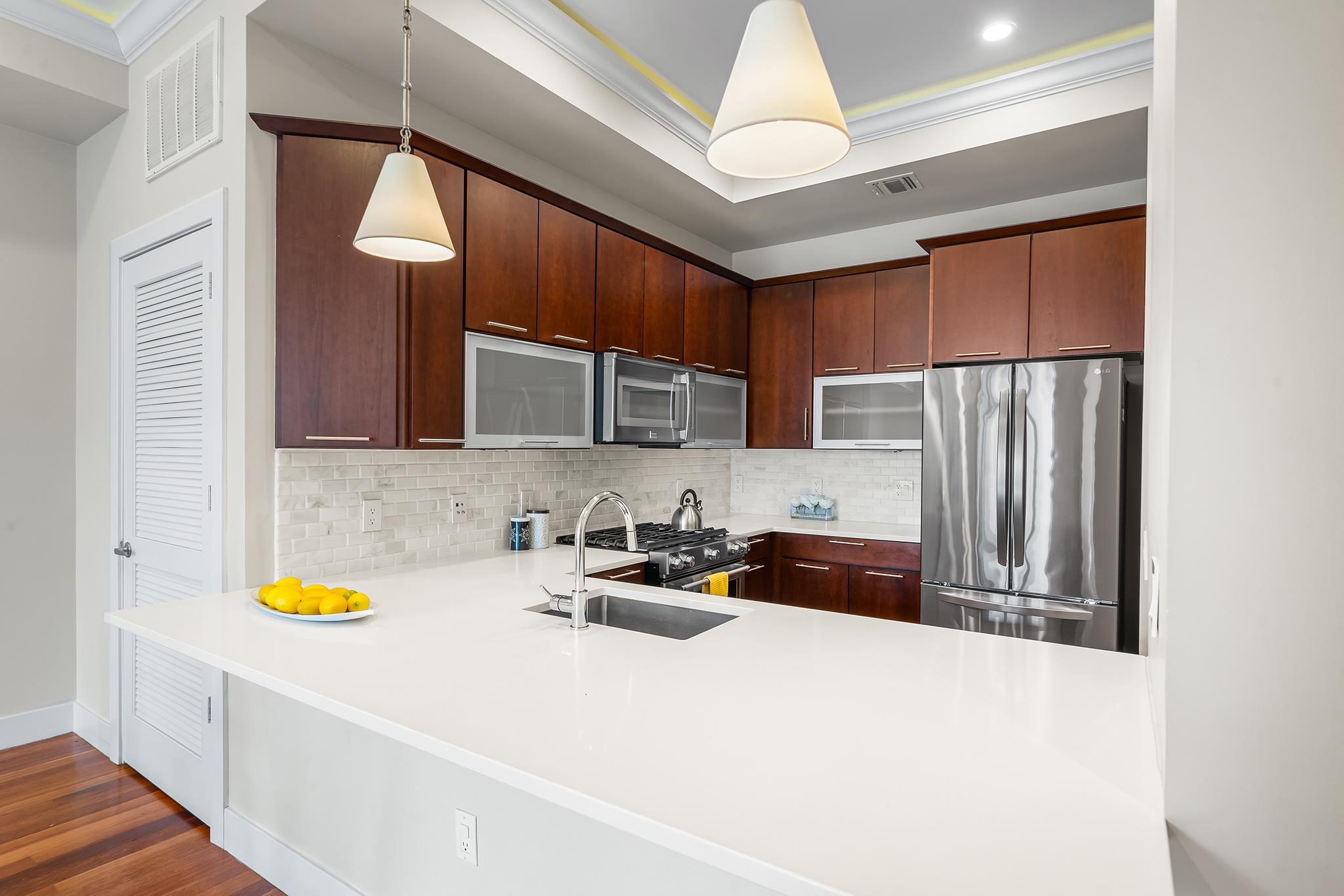 78 WAYNE ST Unit: 303