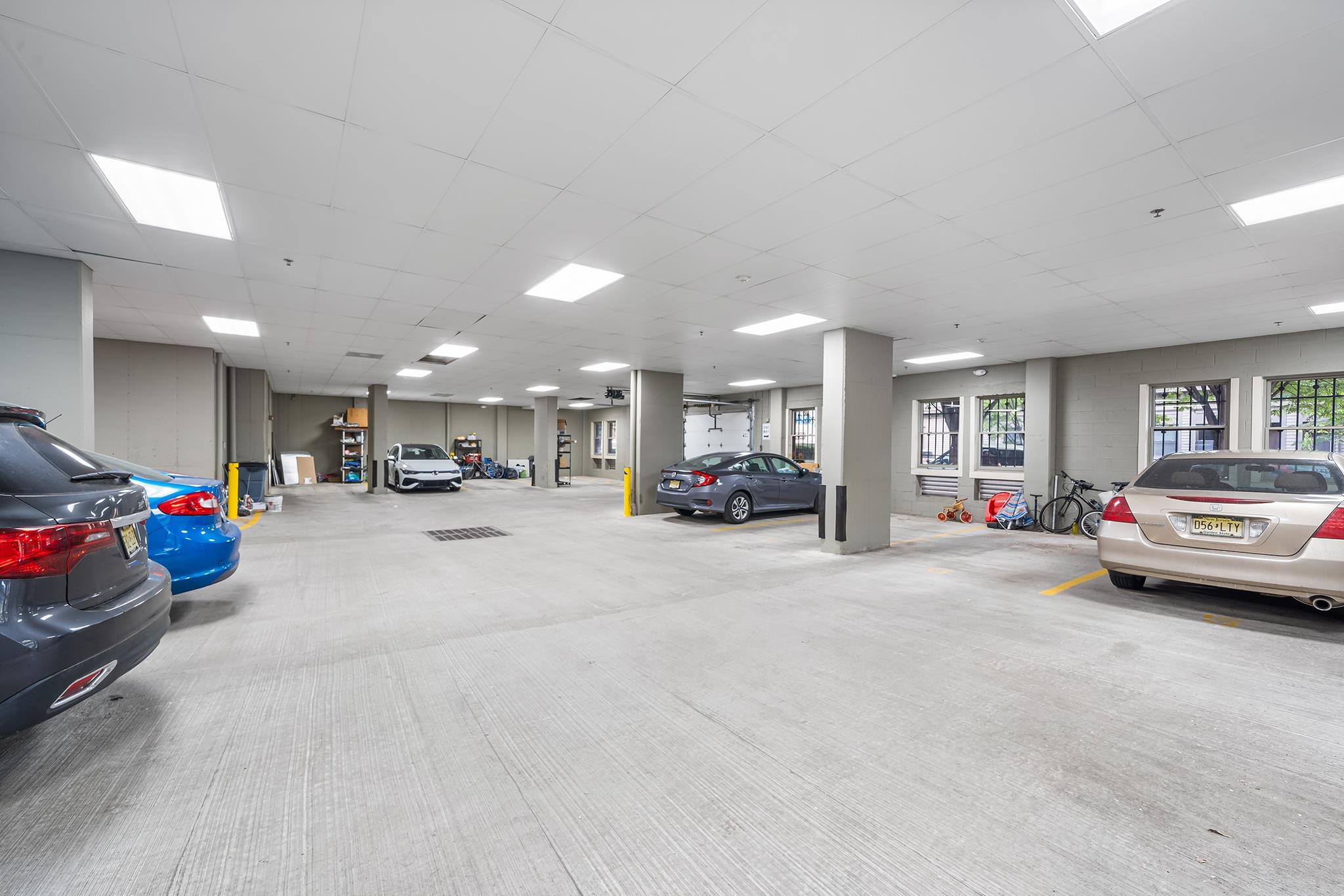 78 WAYNE ST Unit: 303