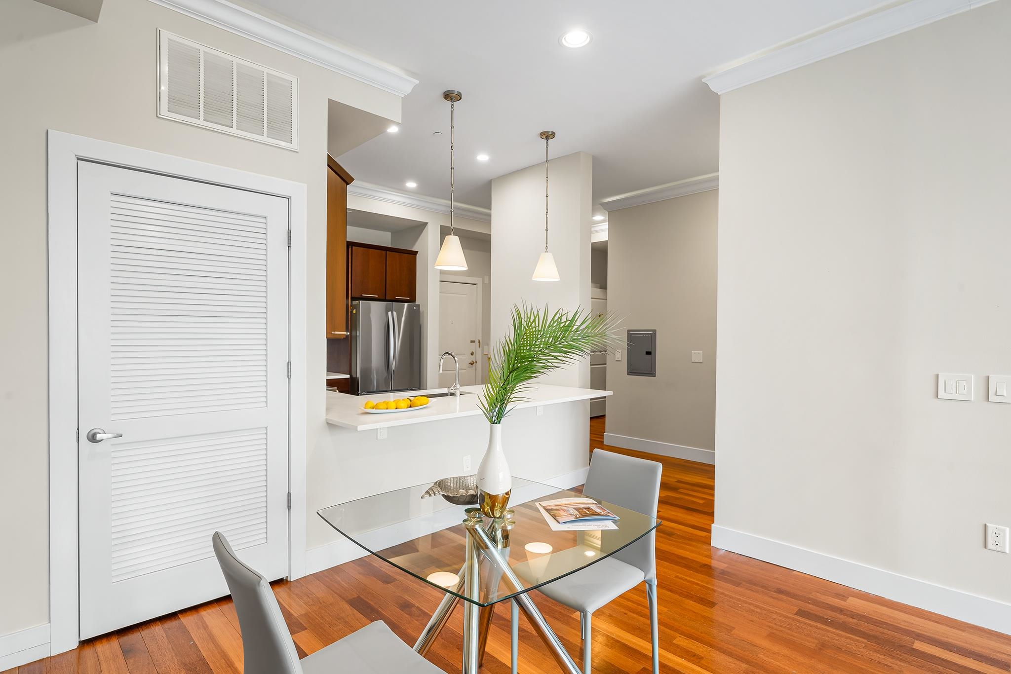 78 WAYNE ST Unit: 303