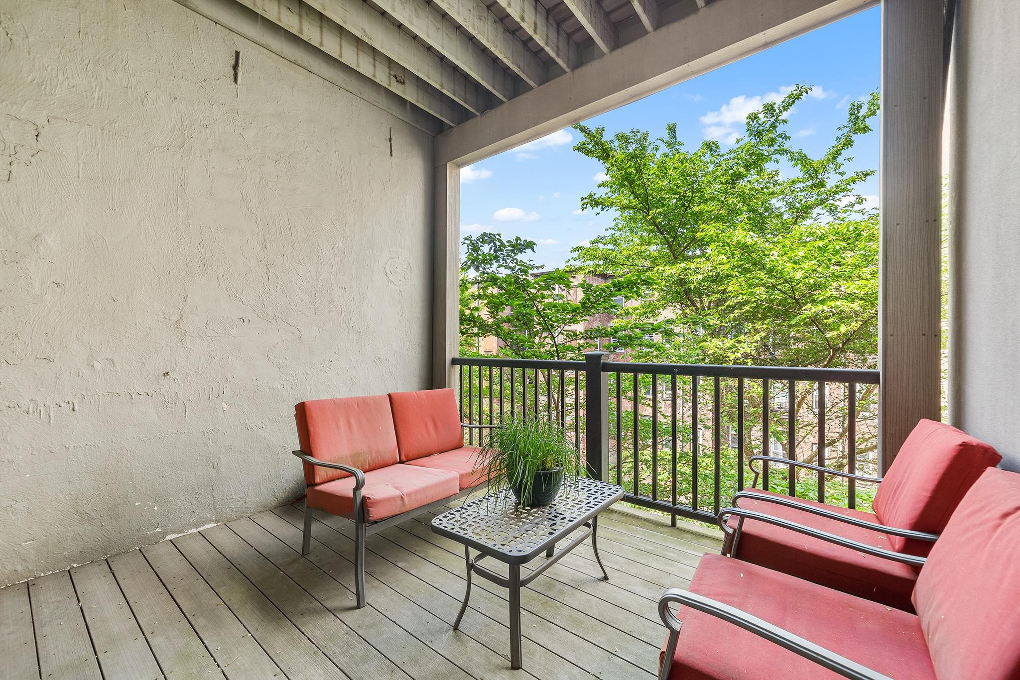 78 WAYNE ST Unit: 303