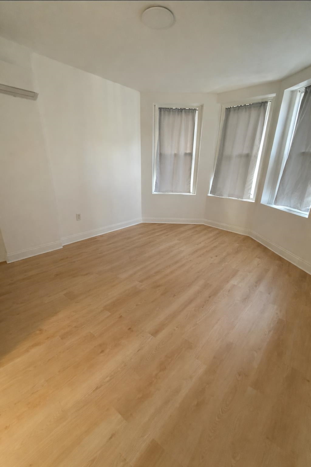 1137 50TH ST Unit: 2