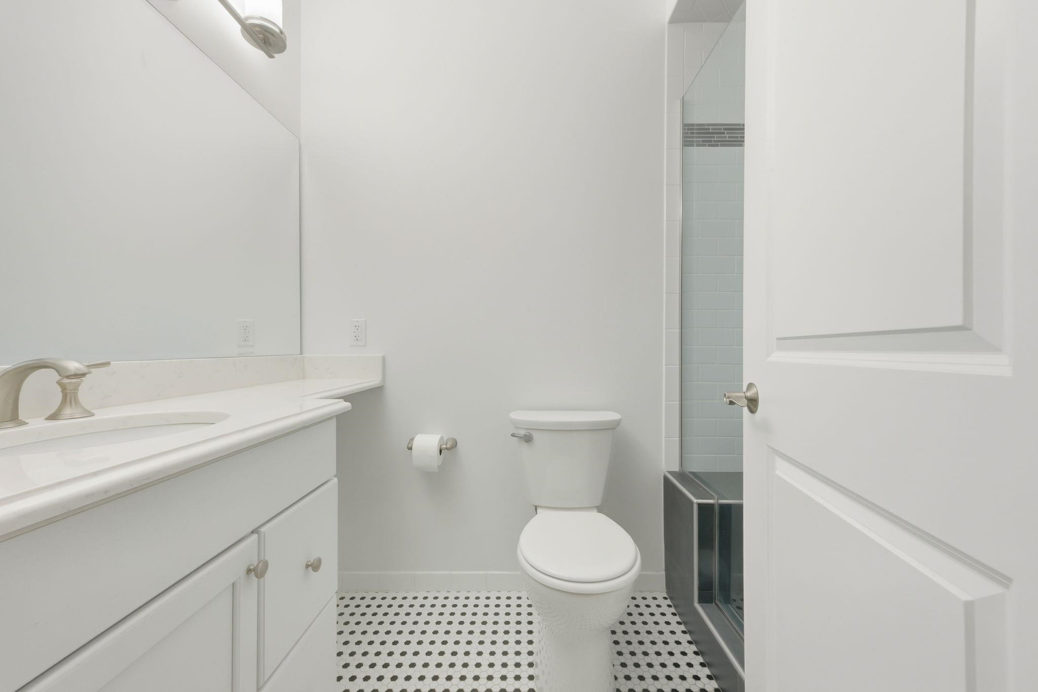 65 FLEET ST Unit: 403