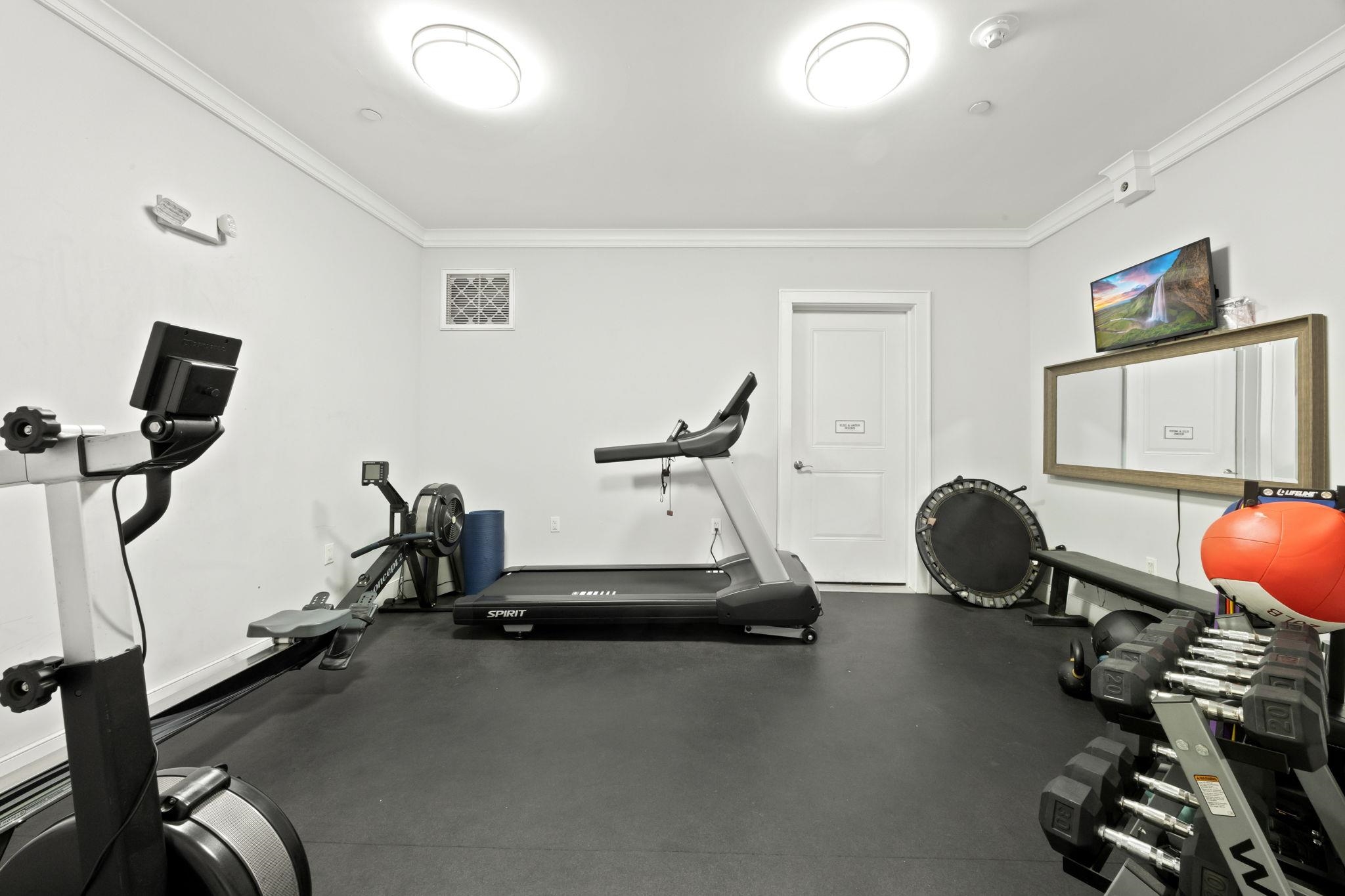 65 FLEET ST Unit: 403