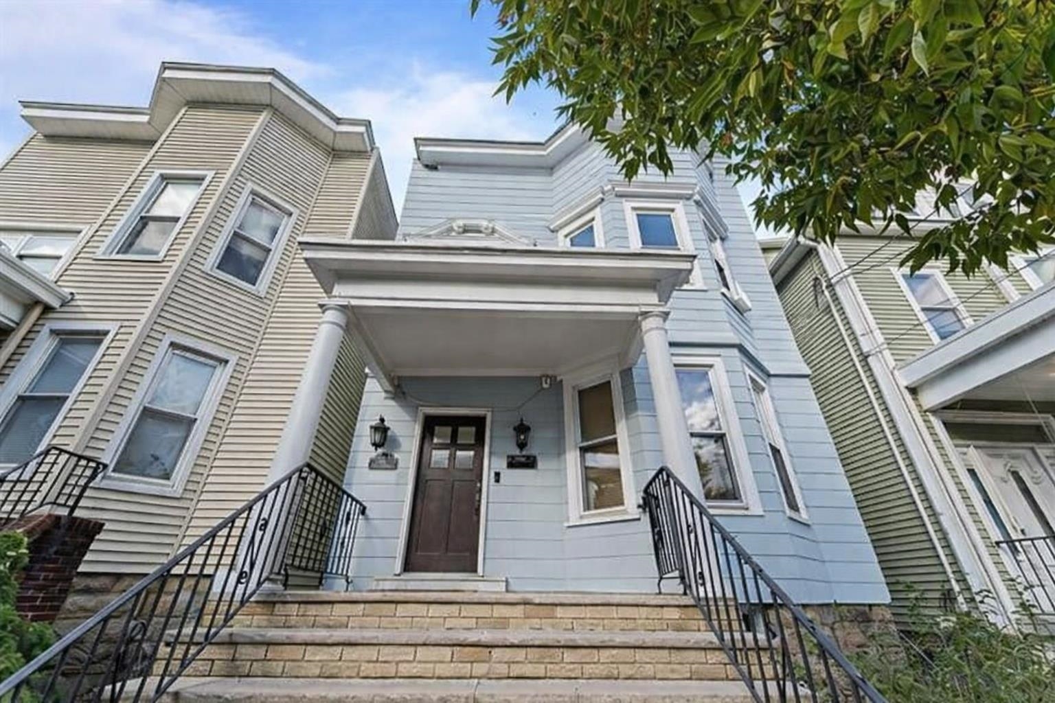 82 HIGHWOOD TERRACE