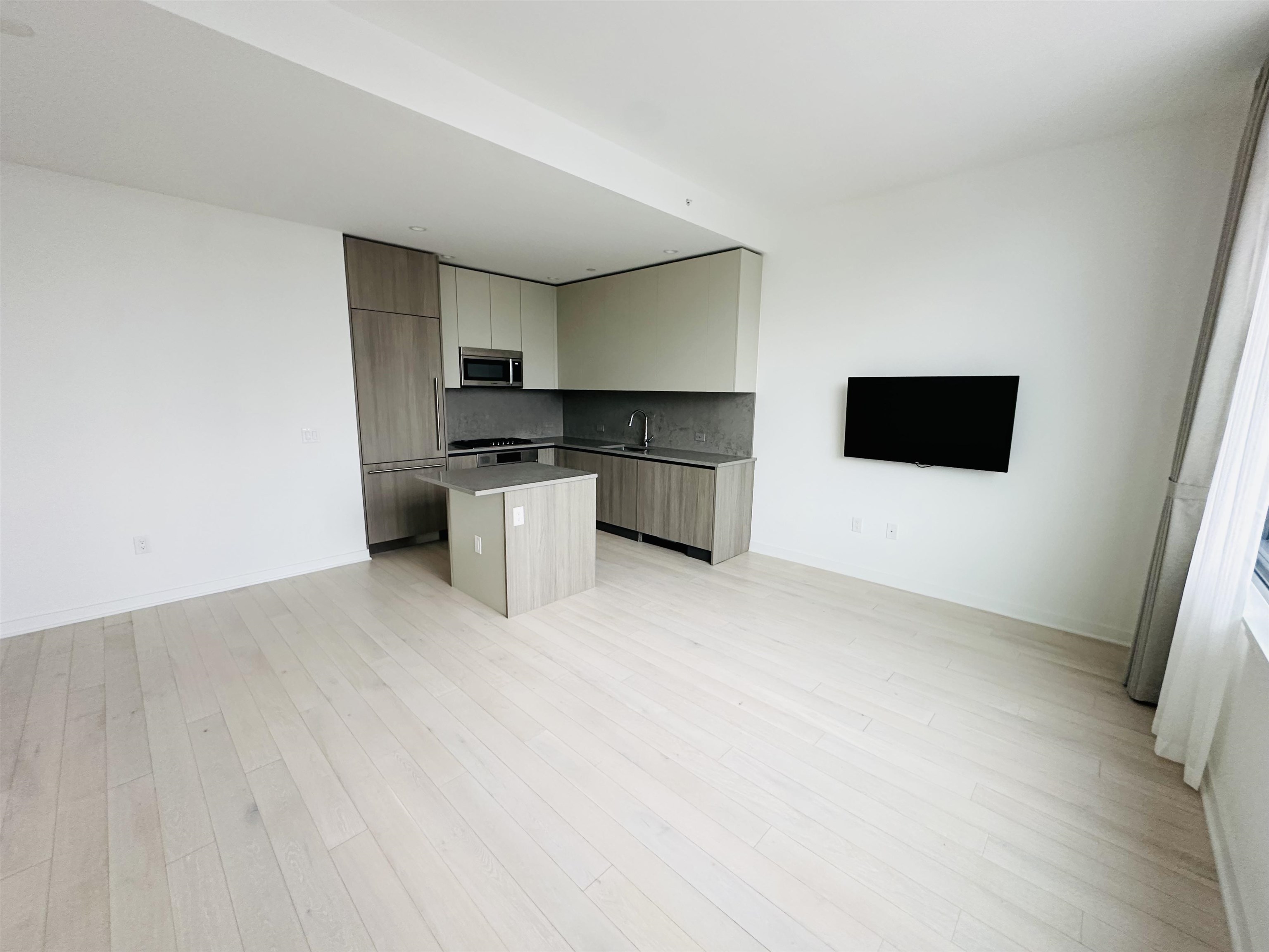 151 BAY ST Unit: 3002