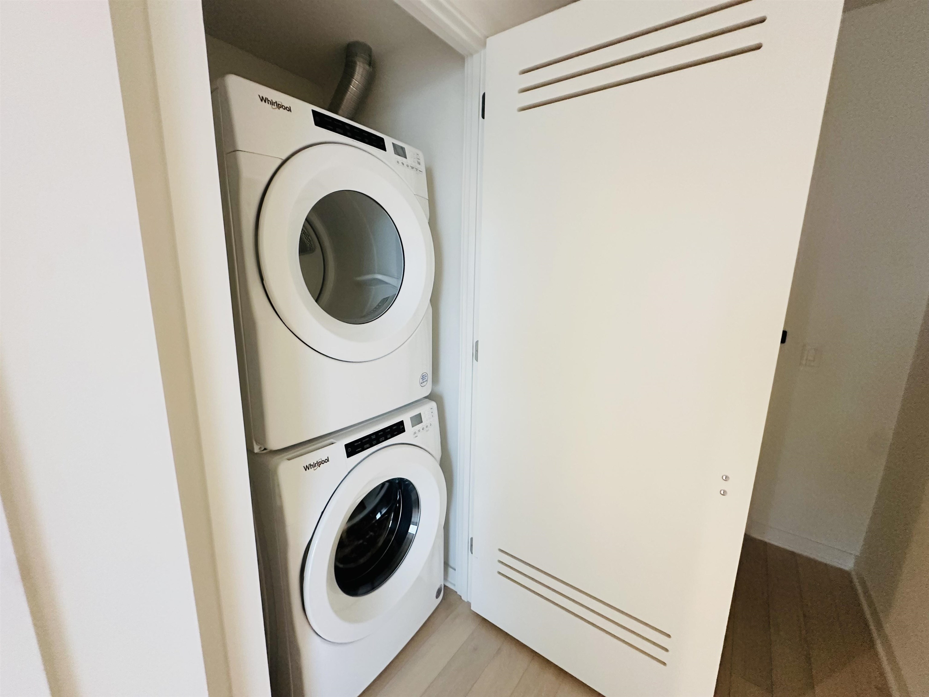 151 BAY ST Unit: 3002