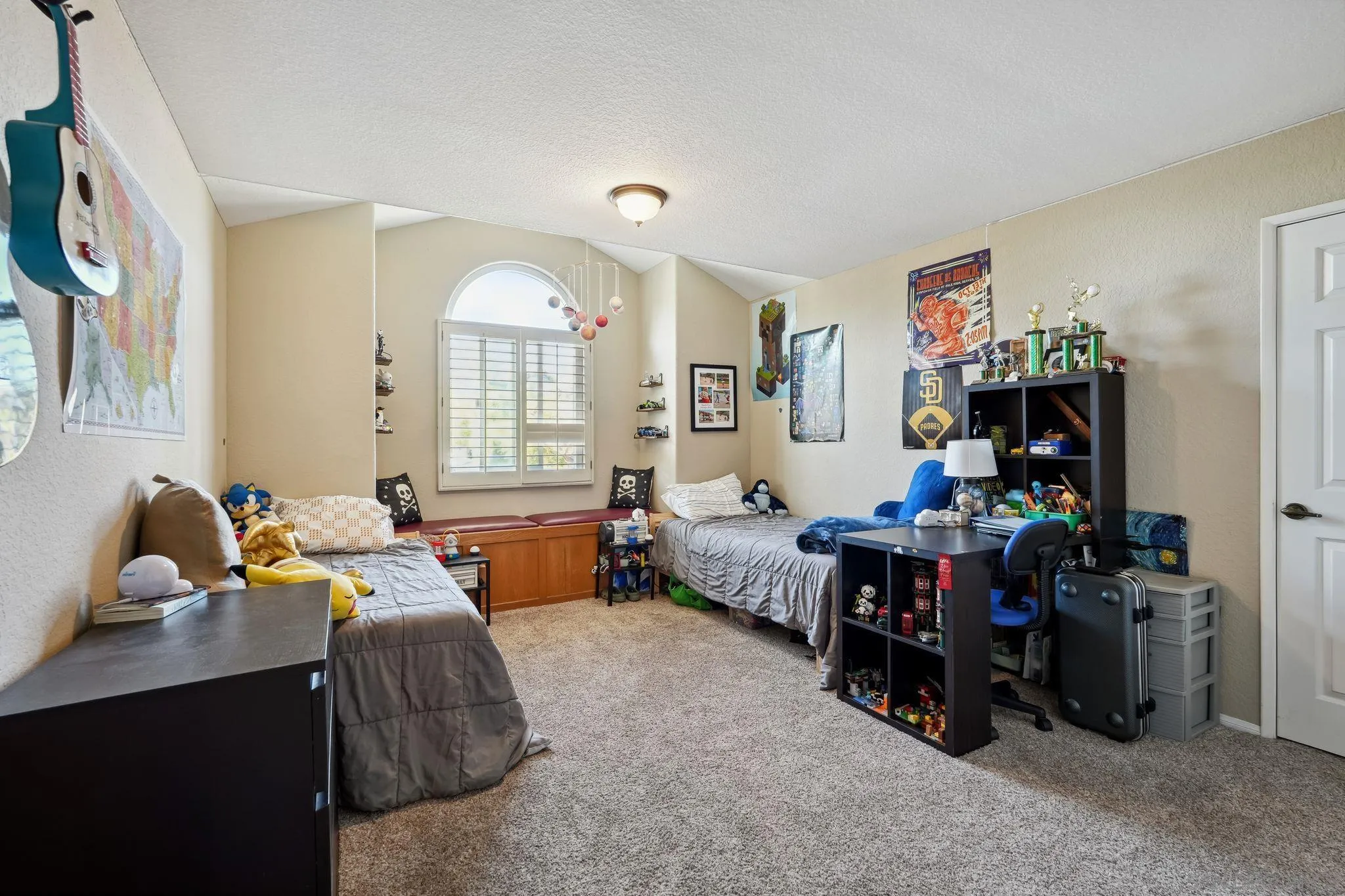 12659 Butterwood Ct