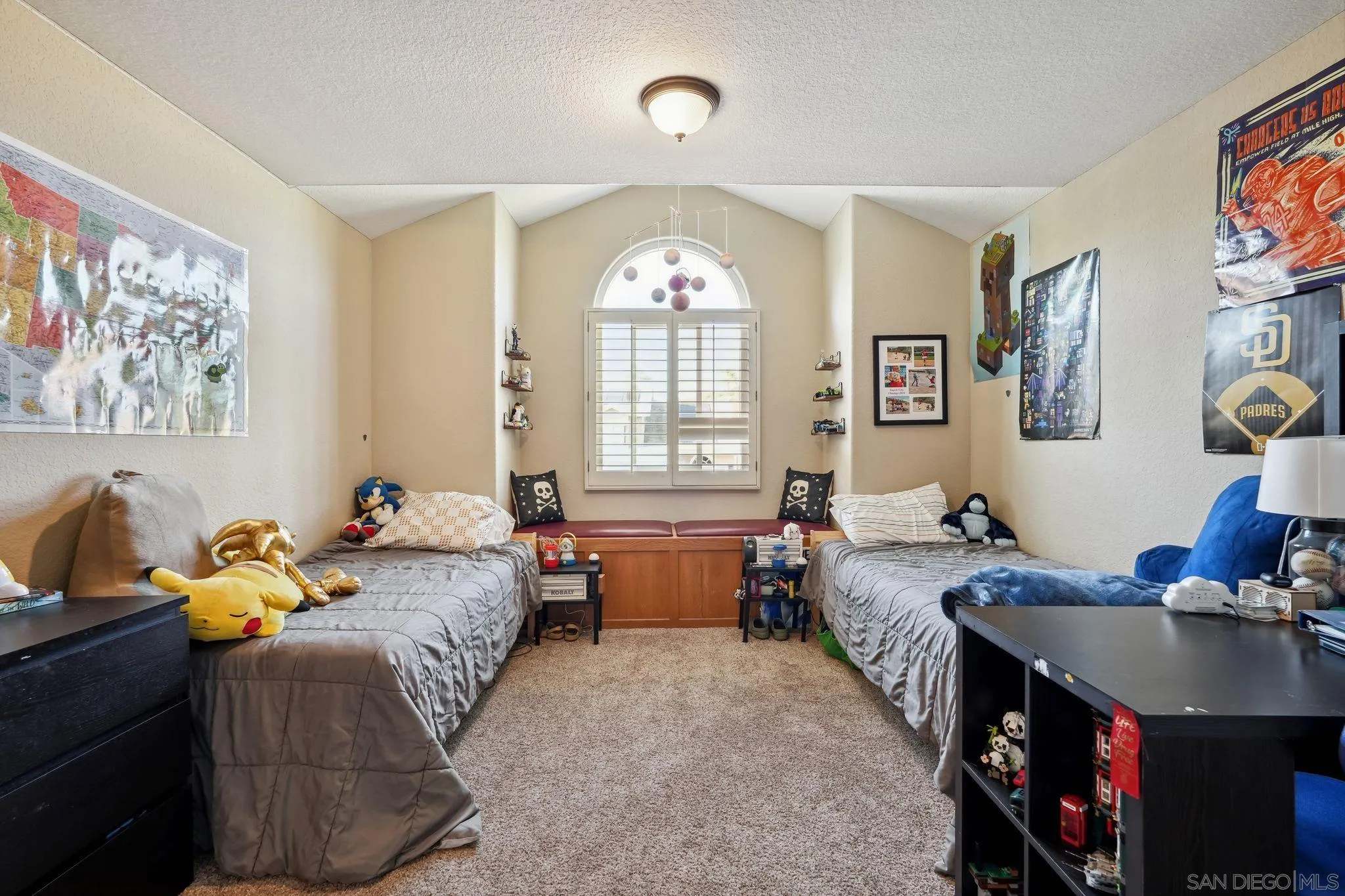 12659 Butterwood Ct