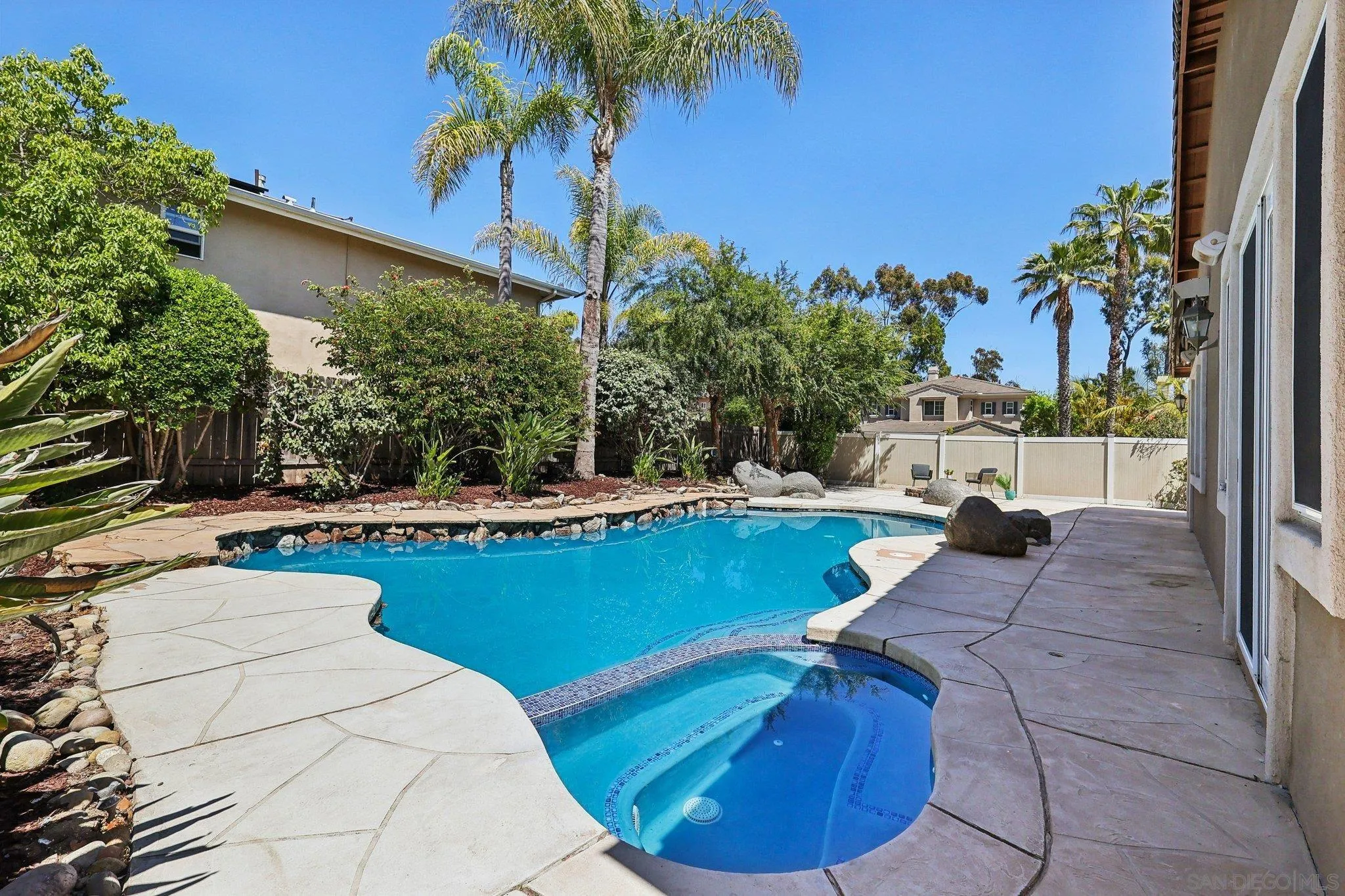 11924 Handrich Ct