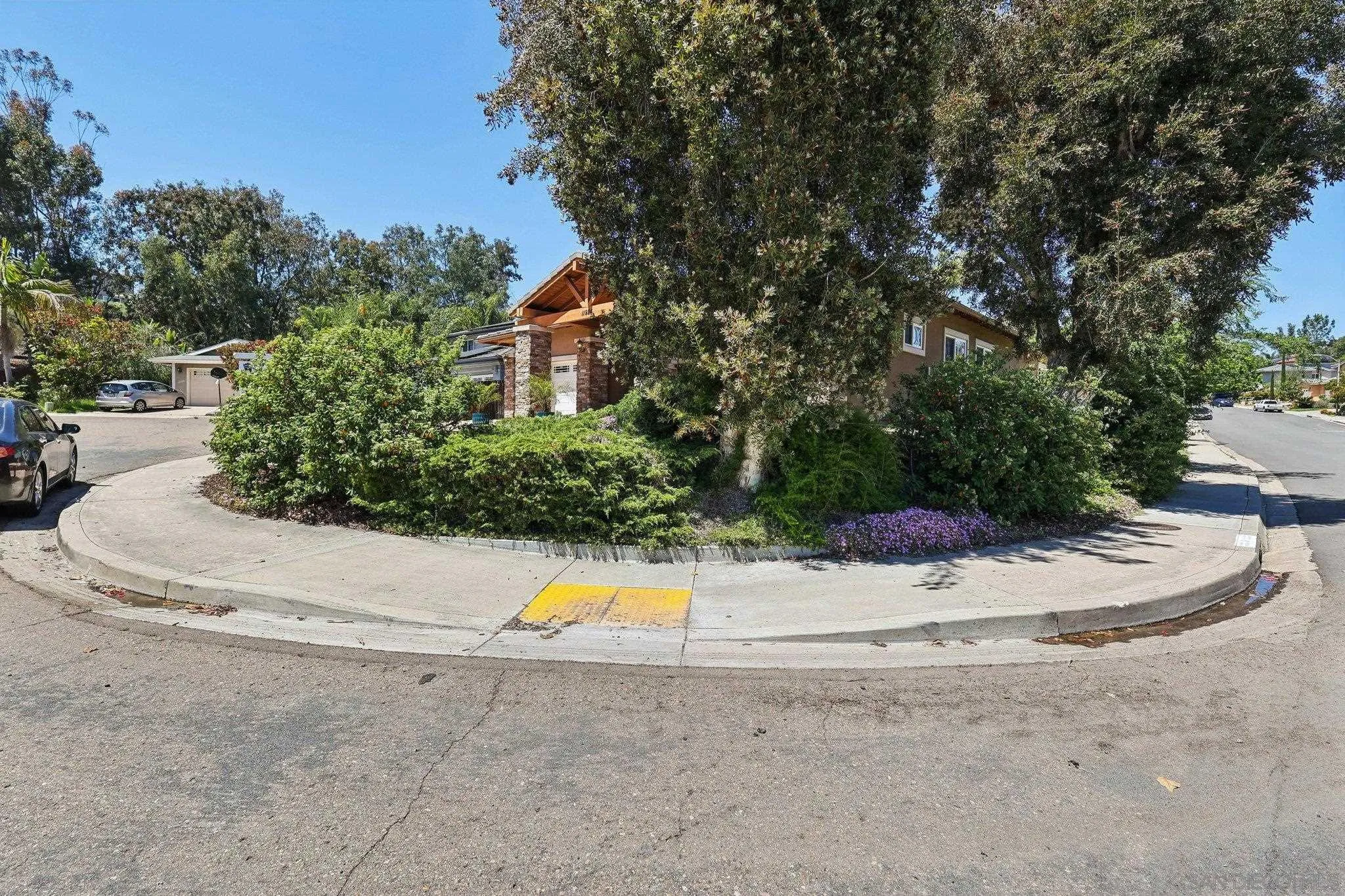 11924 Handrich Ct