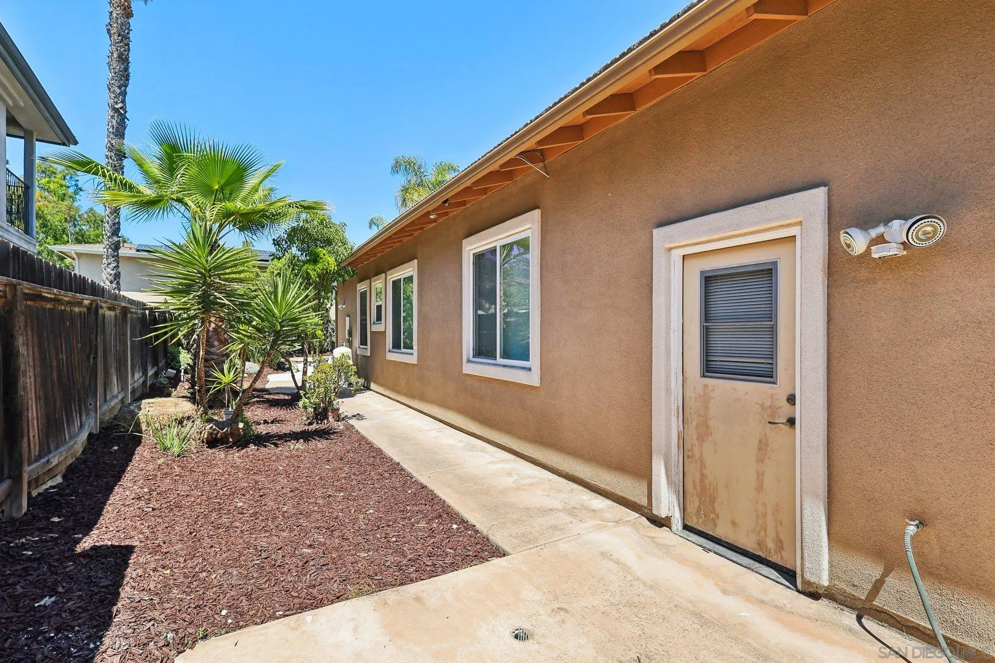 11924 Handrich Ct