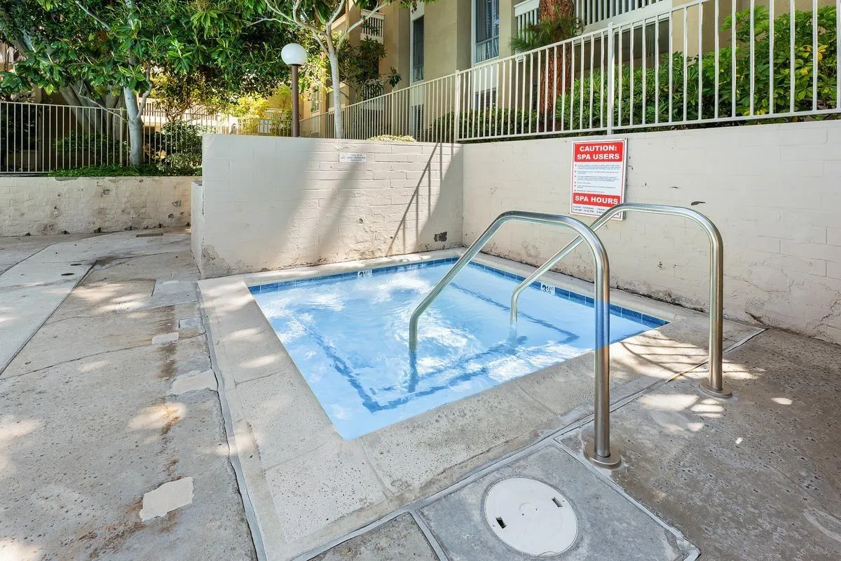1855 Diamond St Unit 5-221