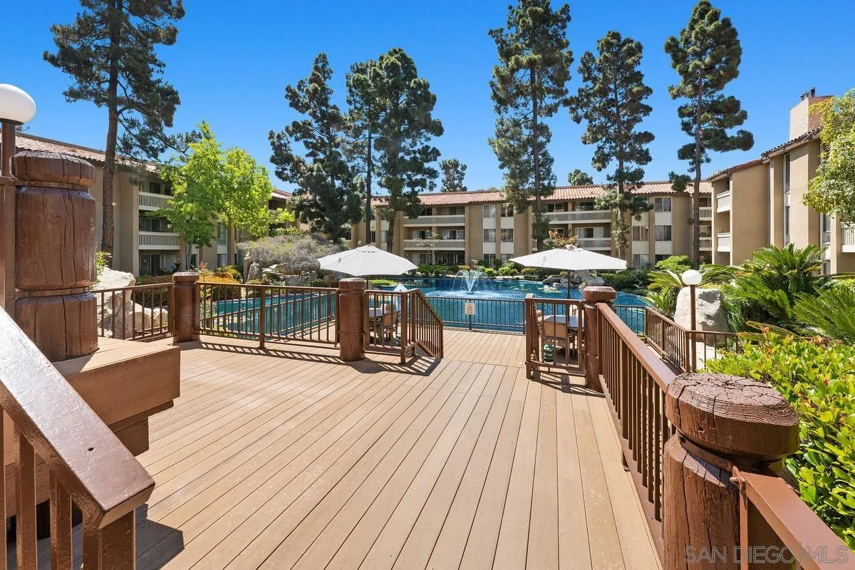 1855 Diamond St Unit 5-221