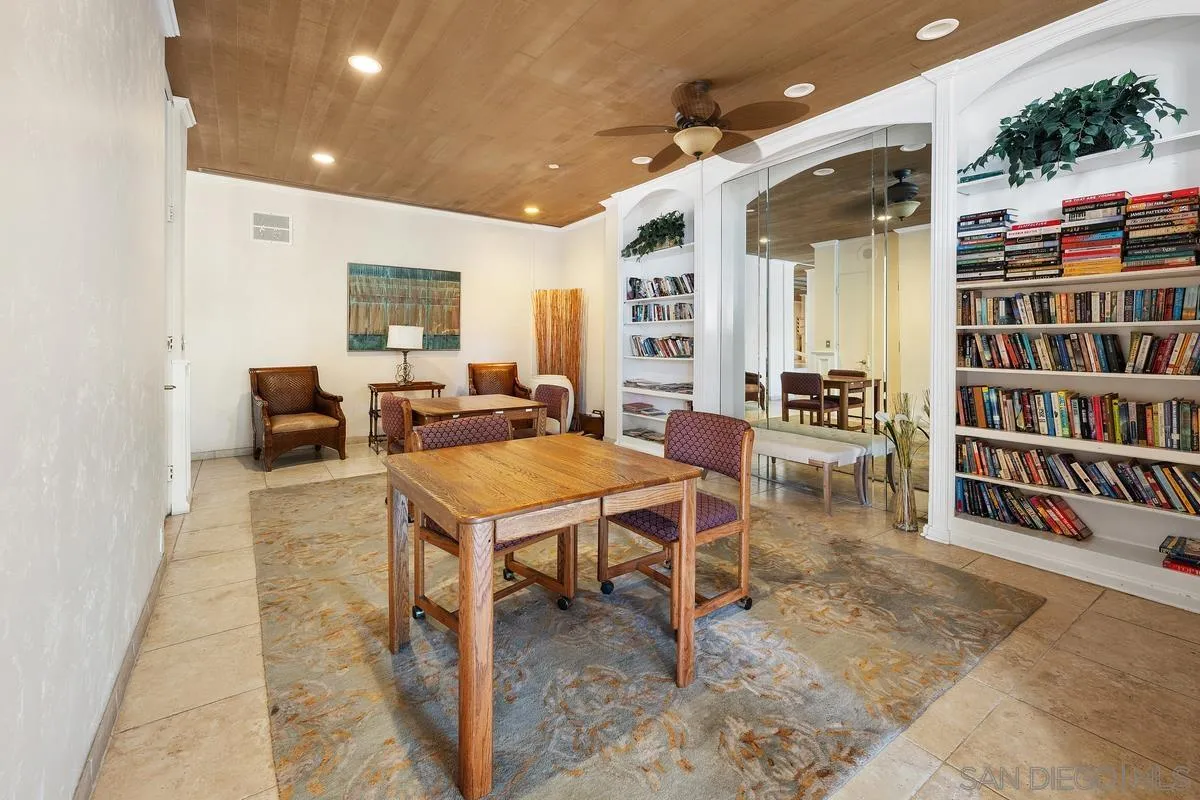 1855 Diamond St Unit 5-221