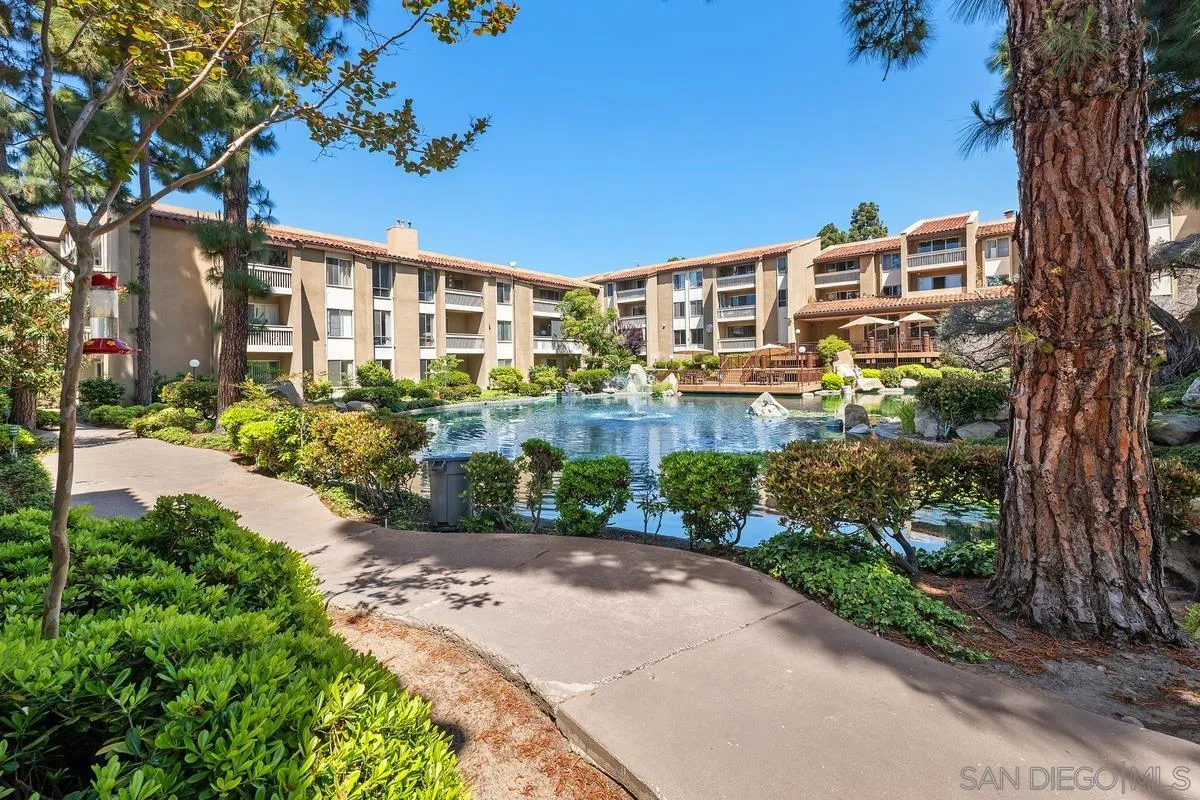 1855 Diamond St Unit 5-221