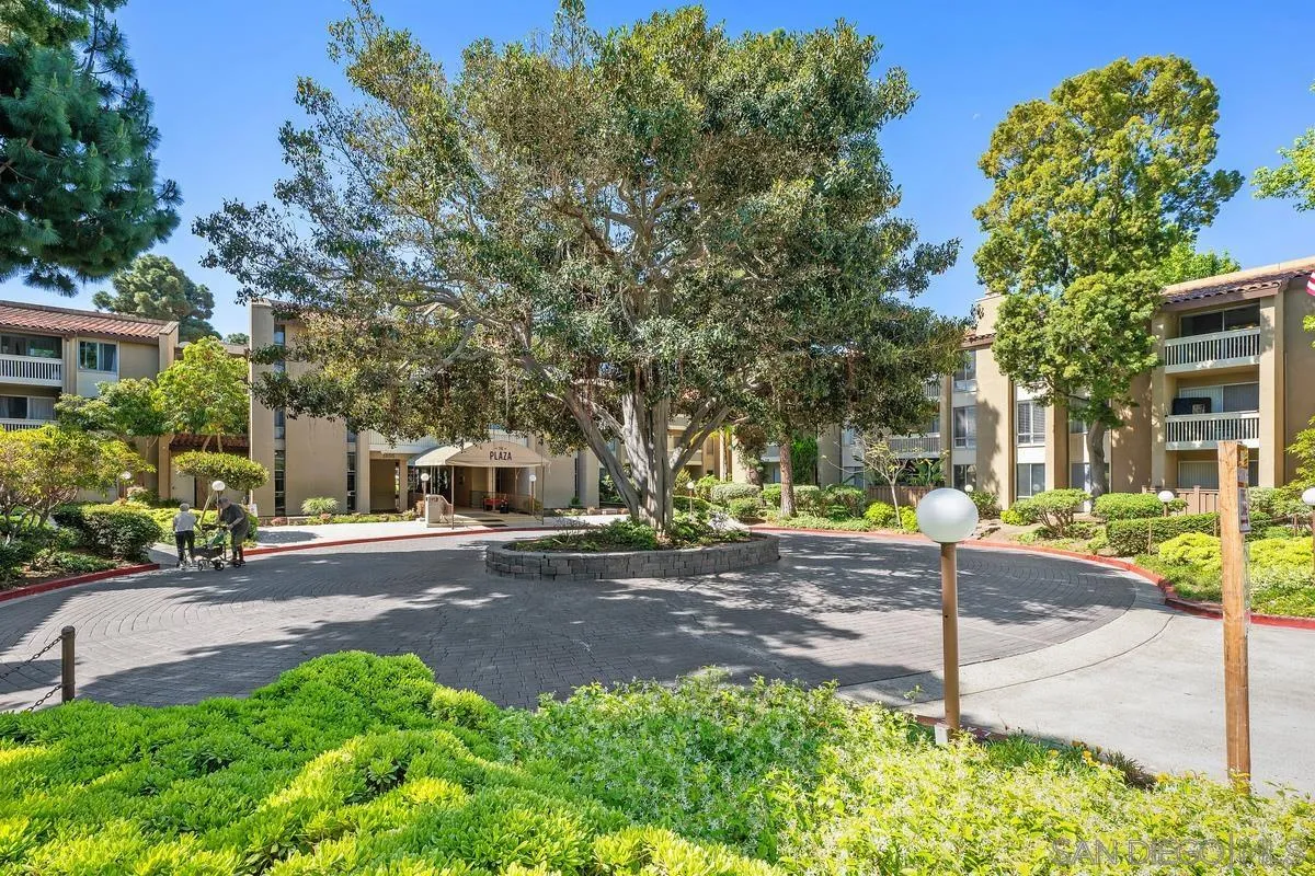 1855 Diamond St Unit 5-221