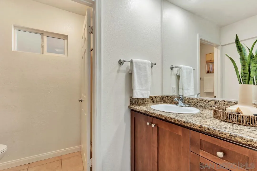 240 W Lincoln Ave Unit 36