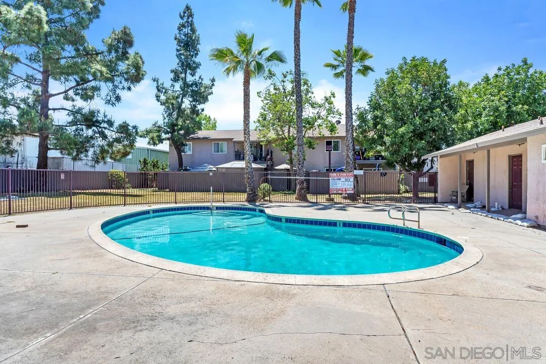 240 W Lincoln Ave Unit 36