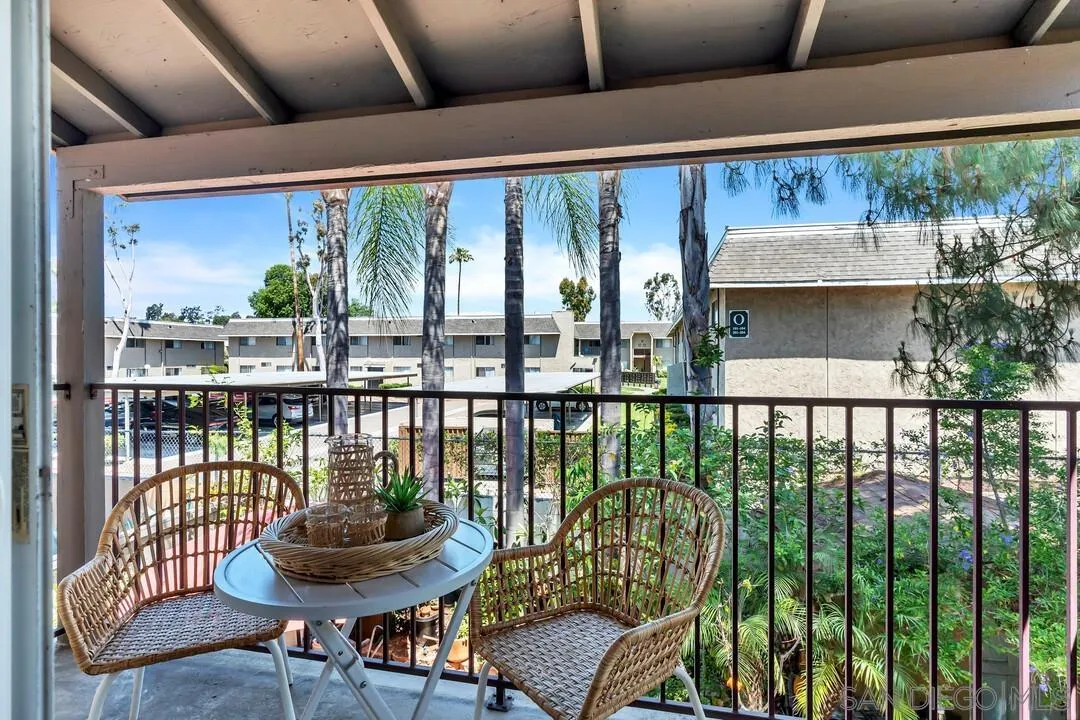 240 W Lincoln Ave Unit 36
