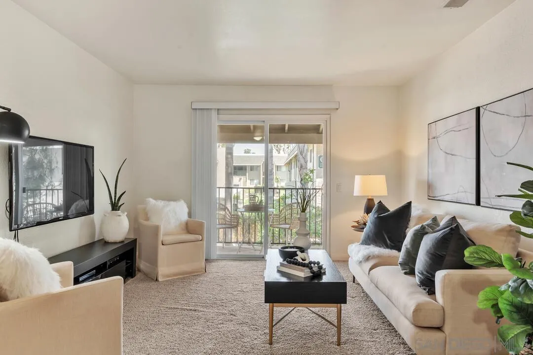 240 W Lincoln Ave Unit 36
