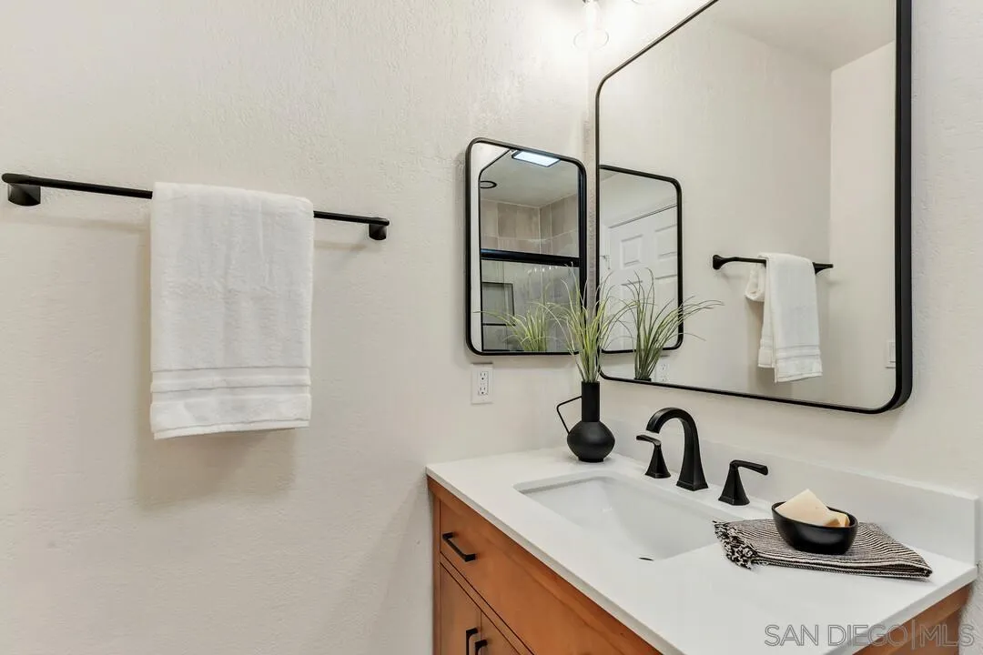 240 W Lincoln Ave Unit 36