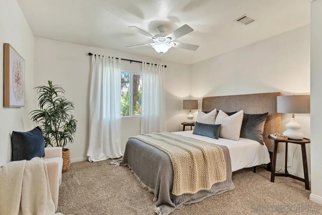240 W Lincoln Ave Unit 36