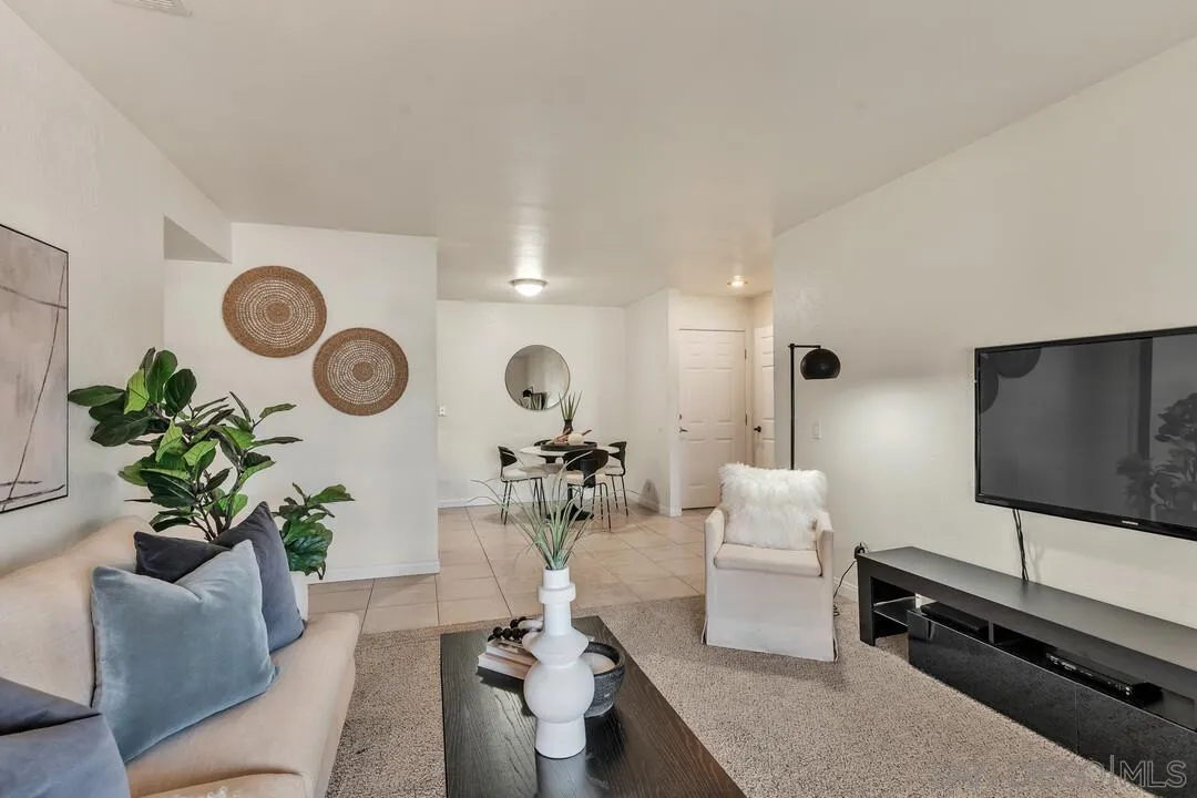 240 W Lincoln Ave Unit 36