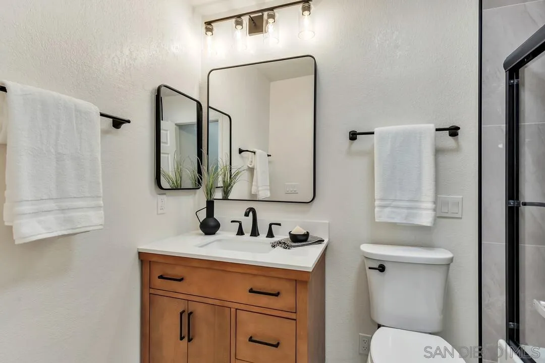 240 W Lincoln Ave Unit 36