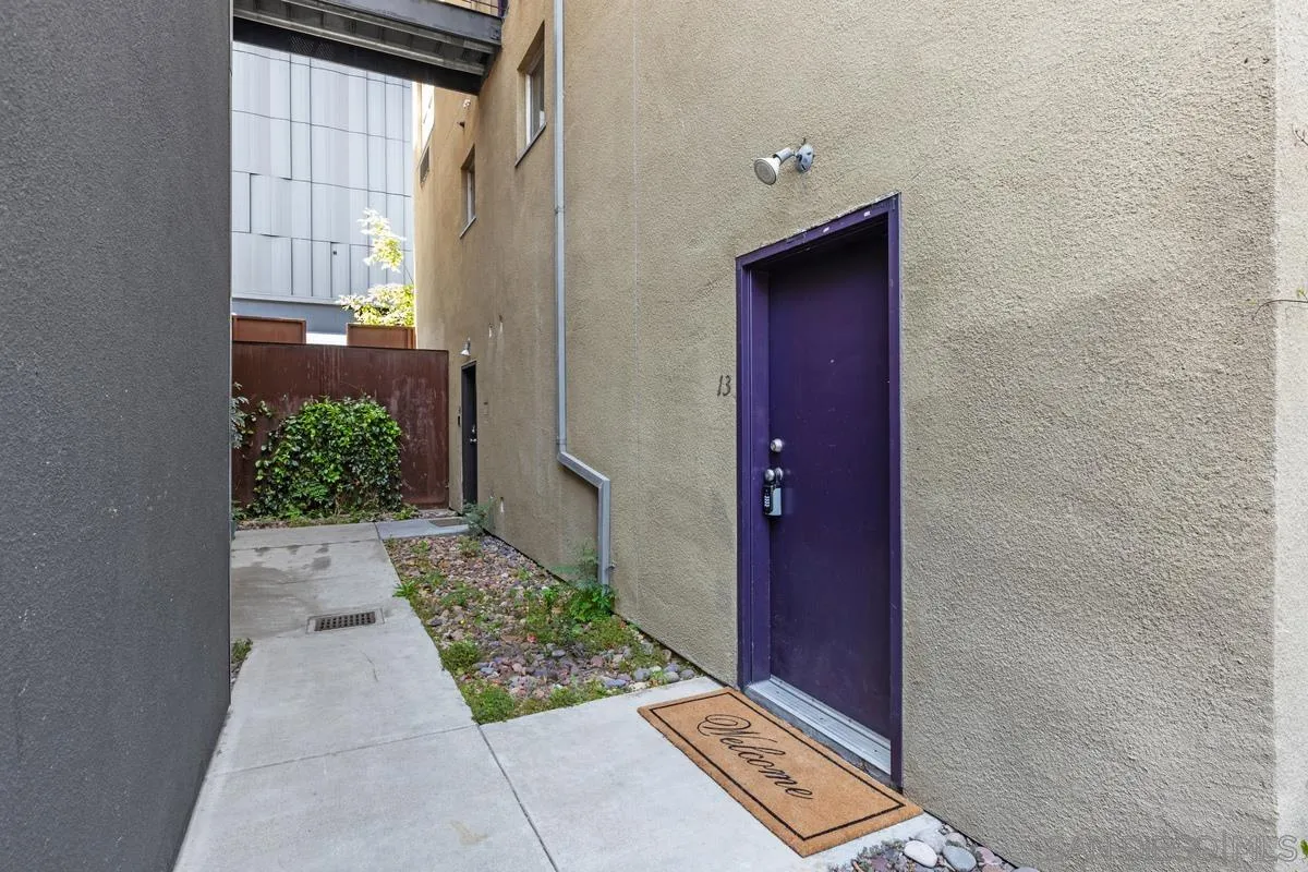 908 G St Unit 13