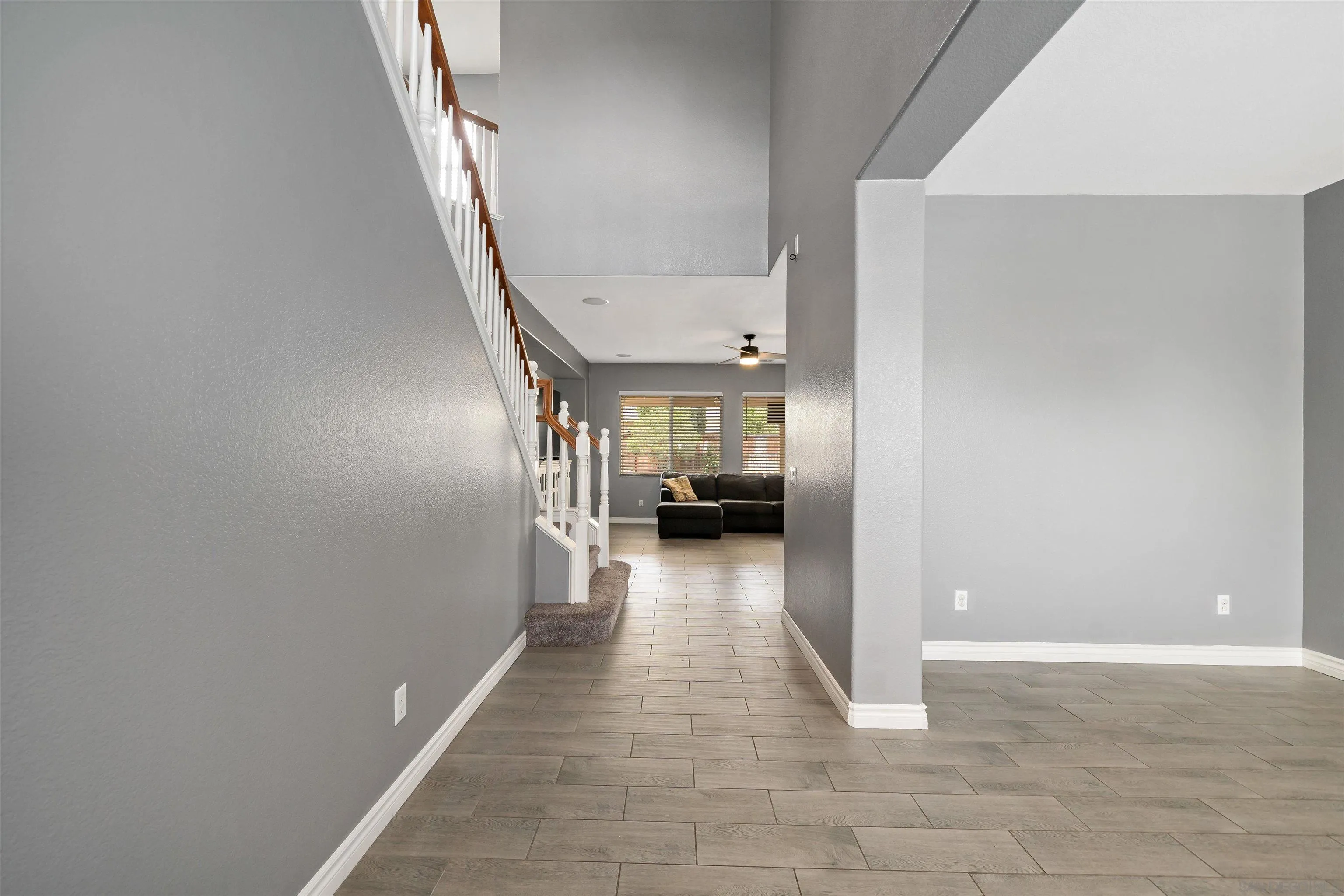 31528 Whitecrown Dr