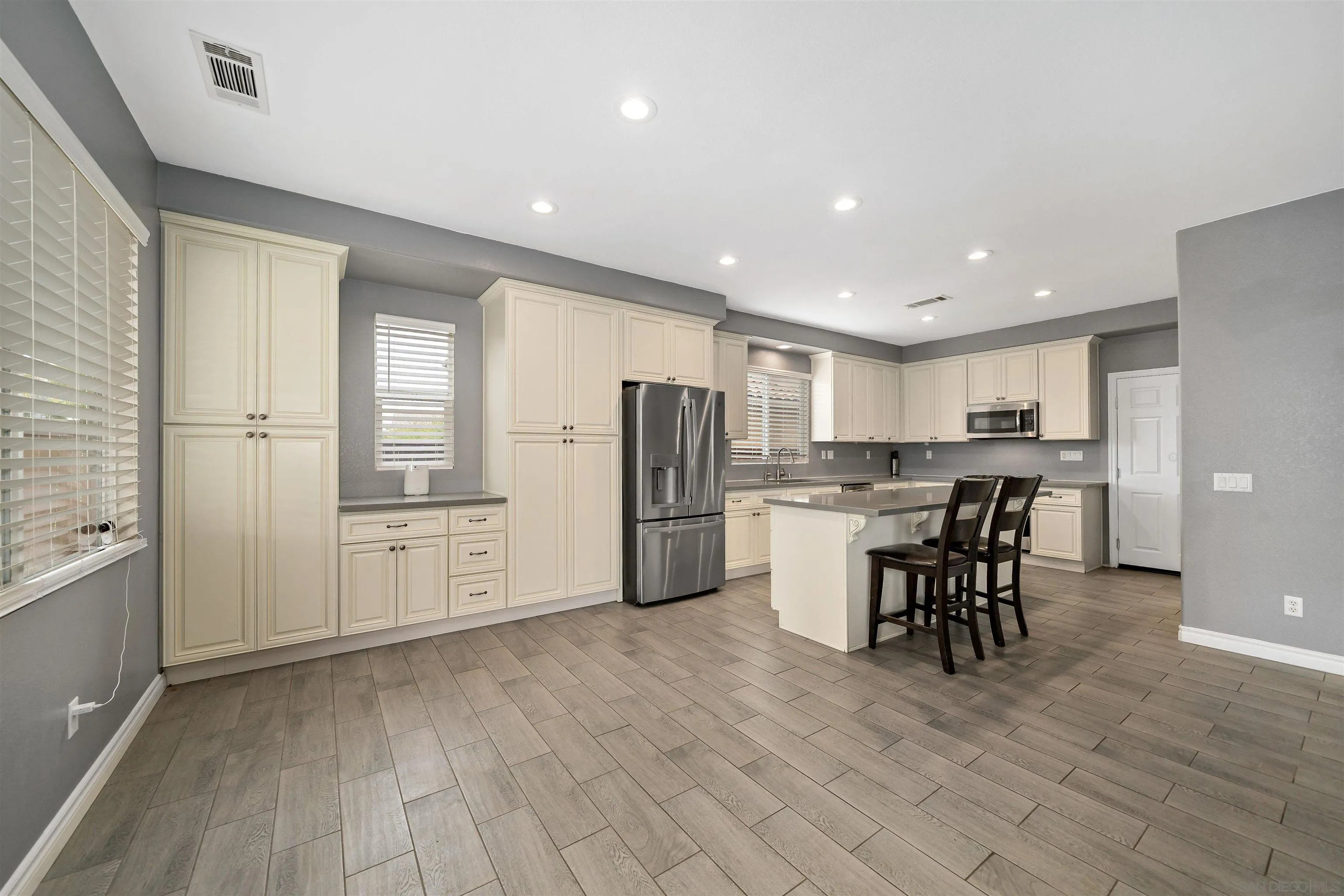 31528 Whitecrown Dr