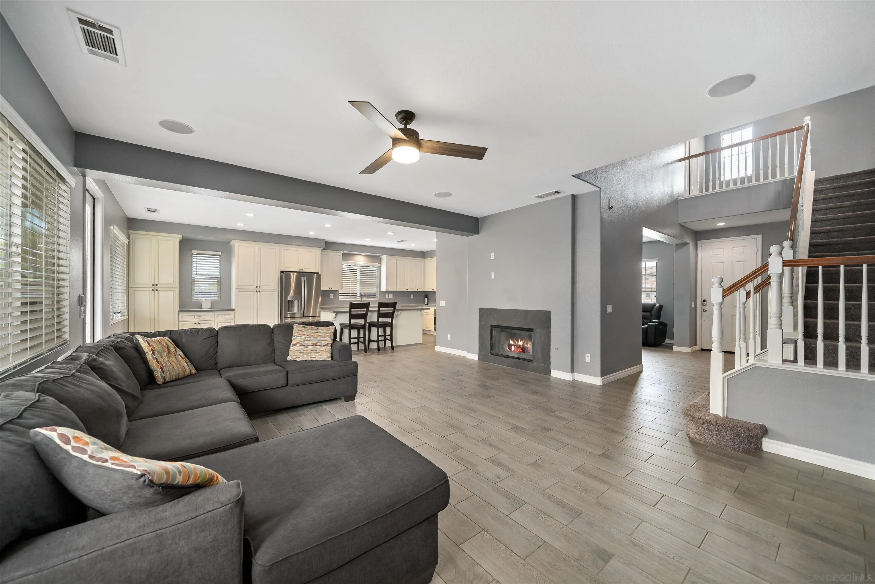 31528 Whitecrown Dr