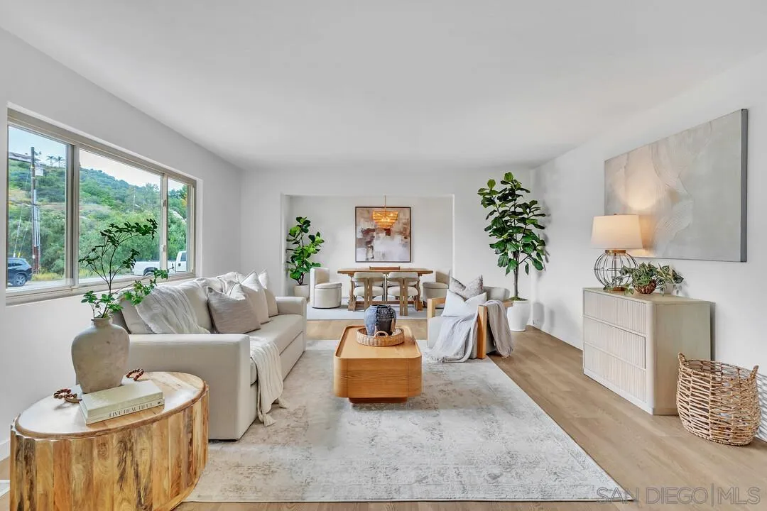 2876 Pioneer Way