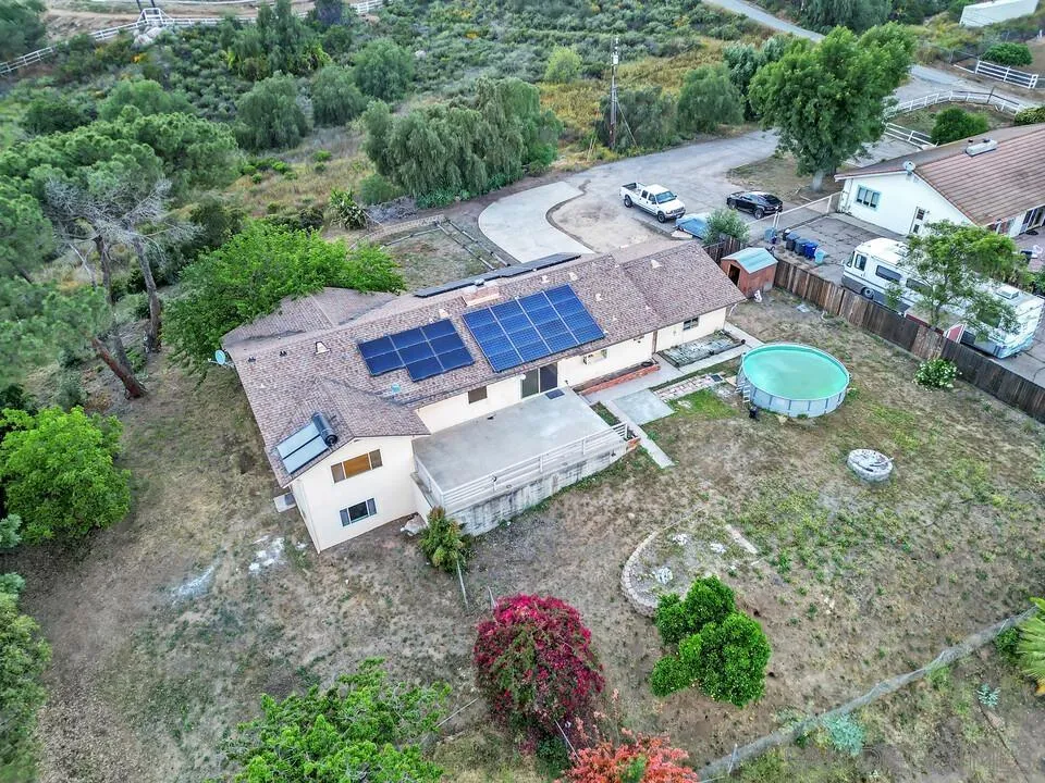 2876 Pioneer Way