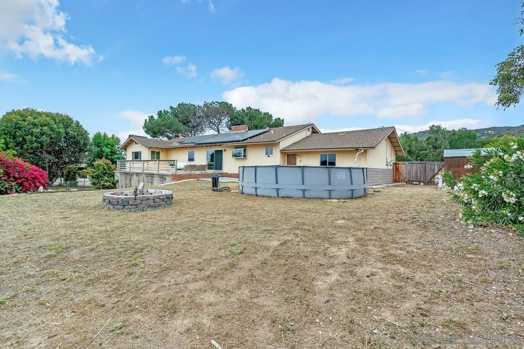 2876 Pioneer Way