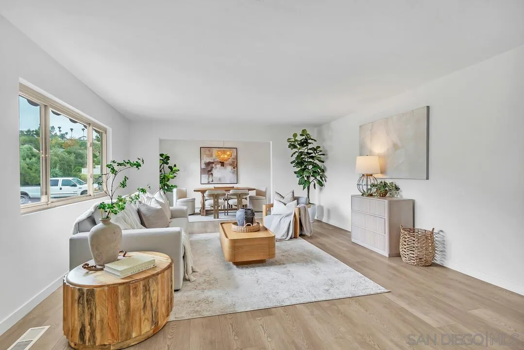 2876 Pioneer Way