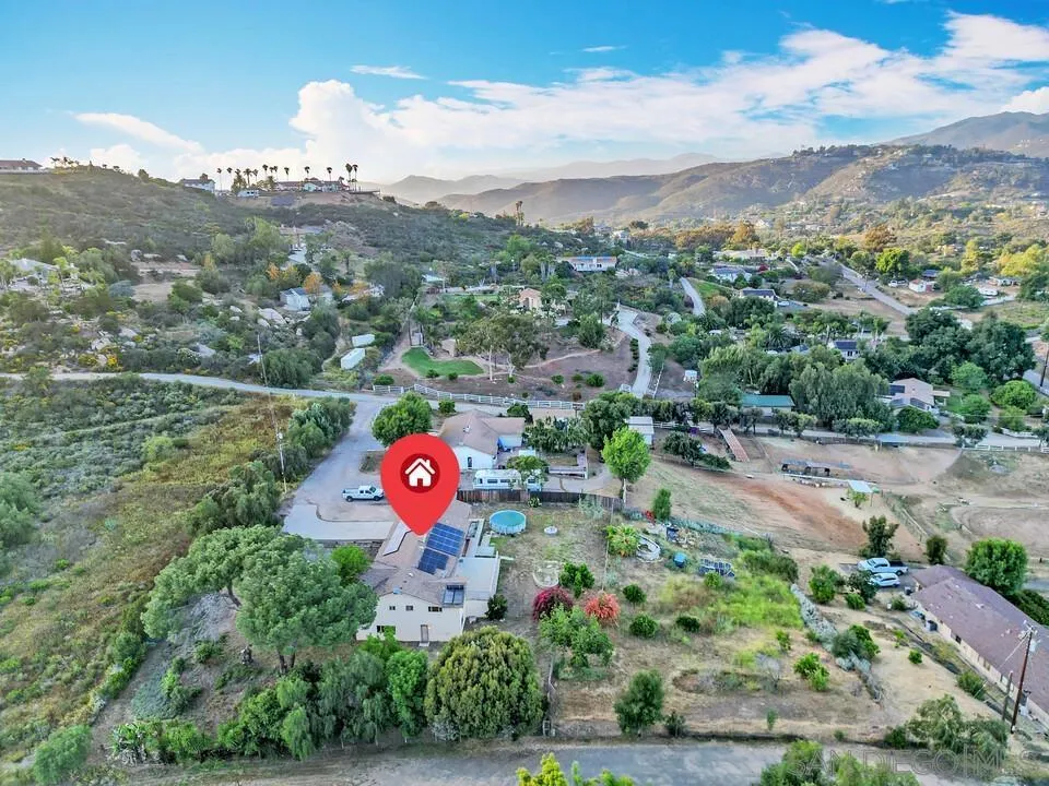 2876 Pioneer Way