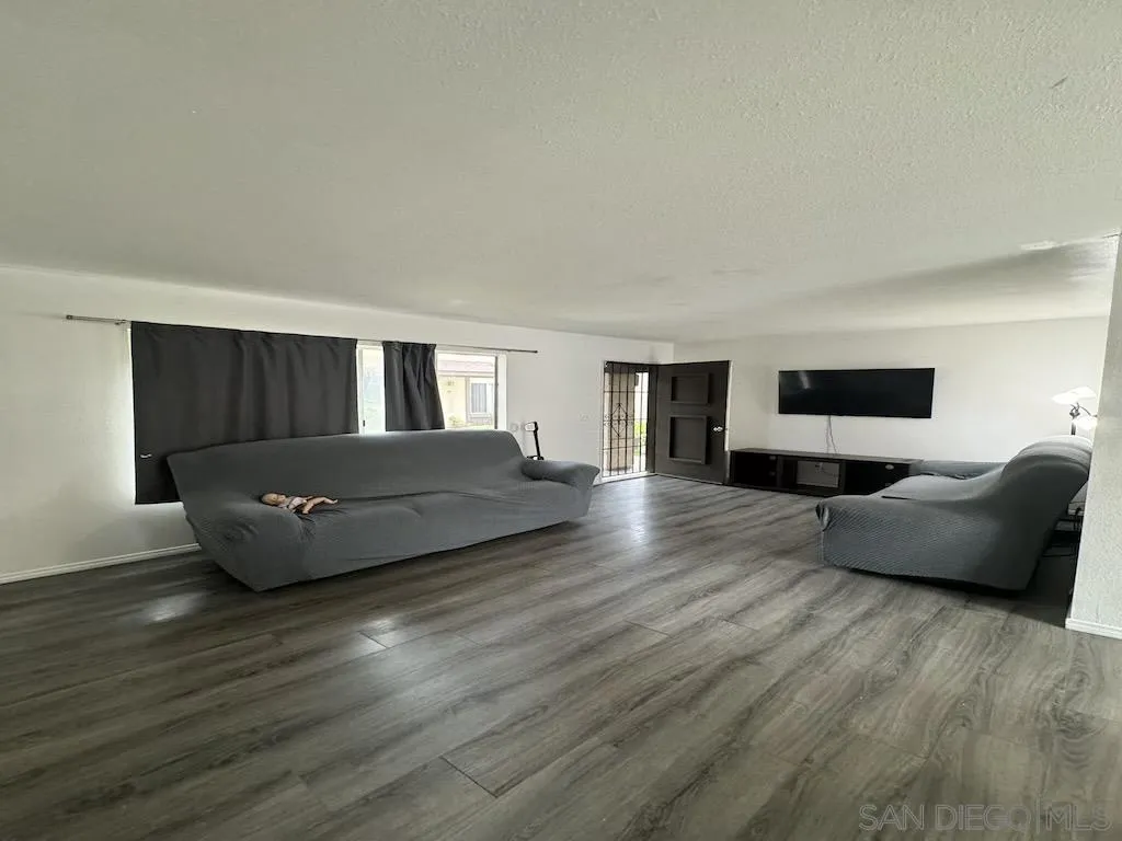 807 S Mollison Ave Unit 26