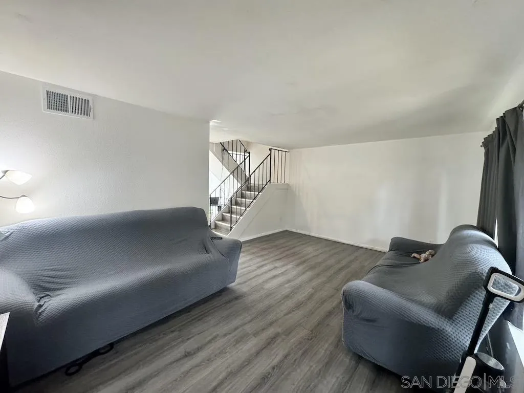 807 S Mollison Ave Unit 26