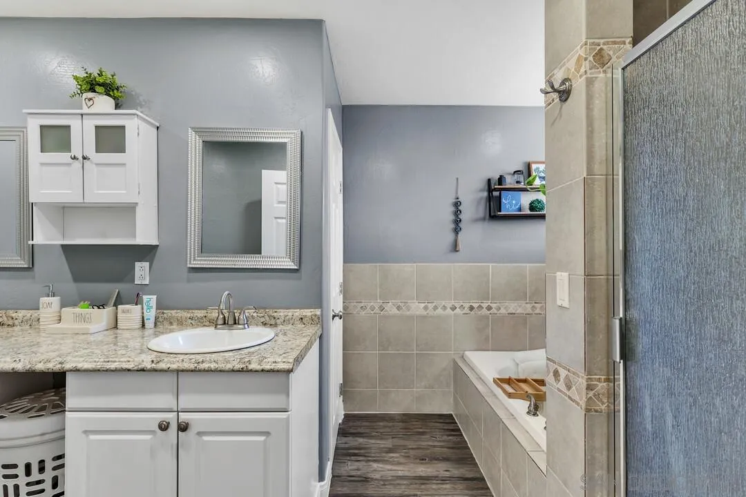 3911 Vista Grande Dr.
