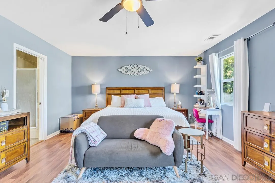 3911 Vista Grande Dr.