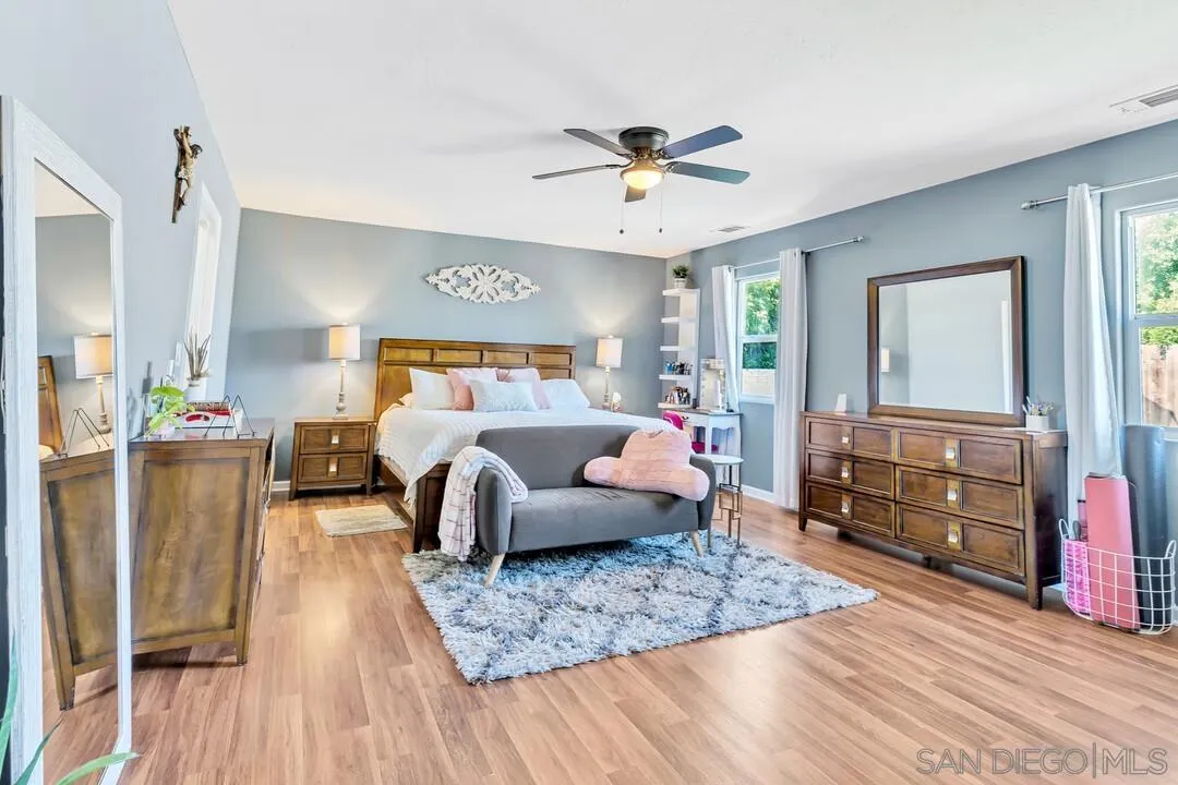 3911 Vista Grande Dr.