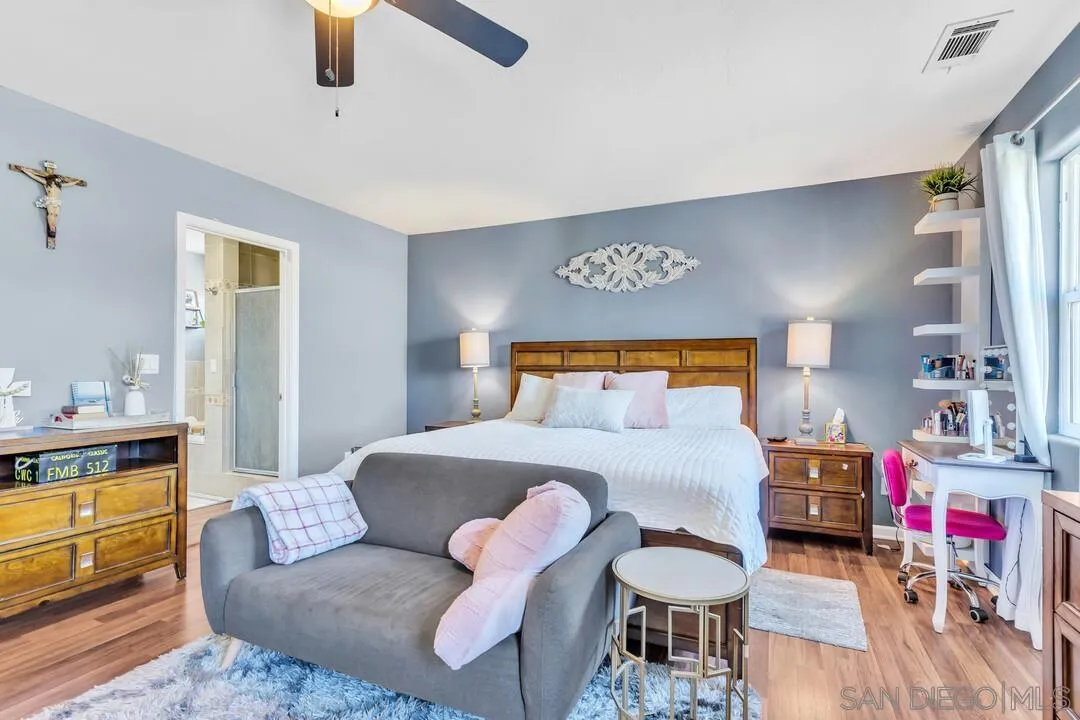 3911 Vista Grande Dr.