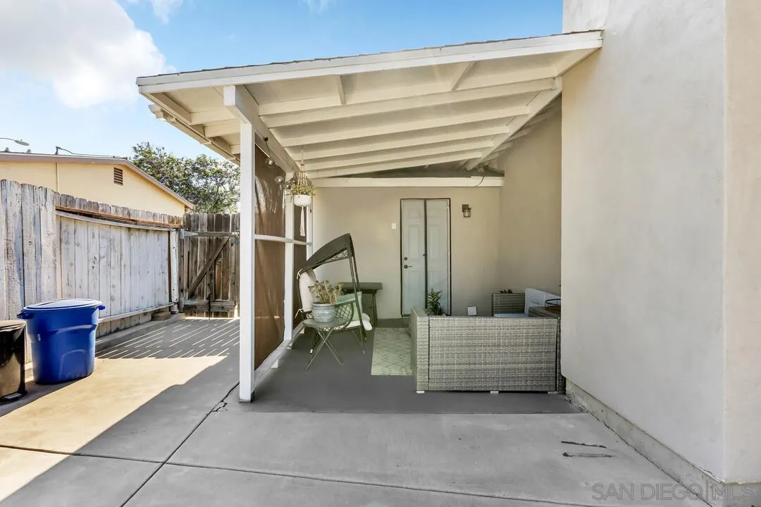 3911 Vista Grande Dr.