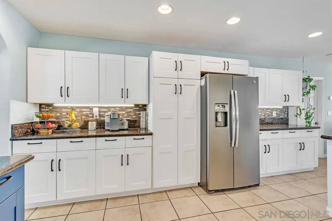 3911 Vista Grande Dr.