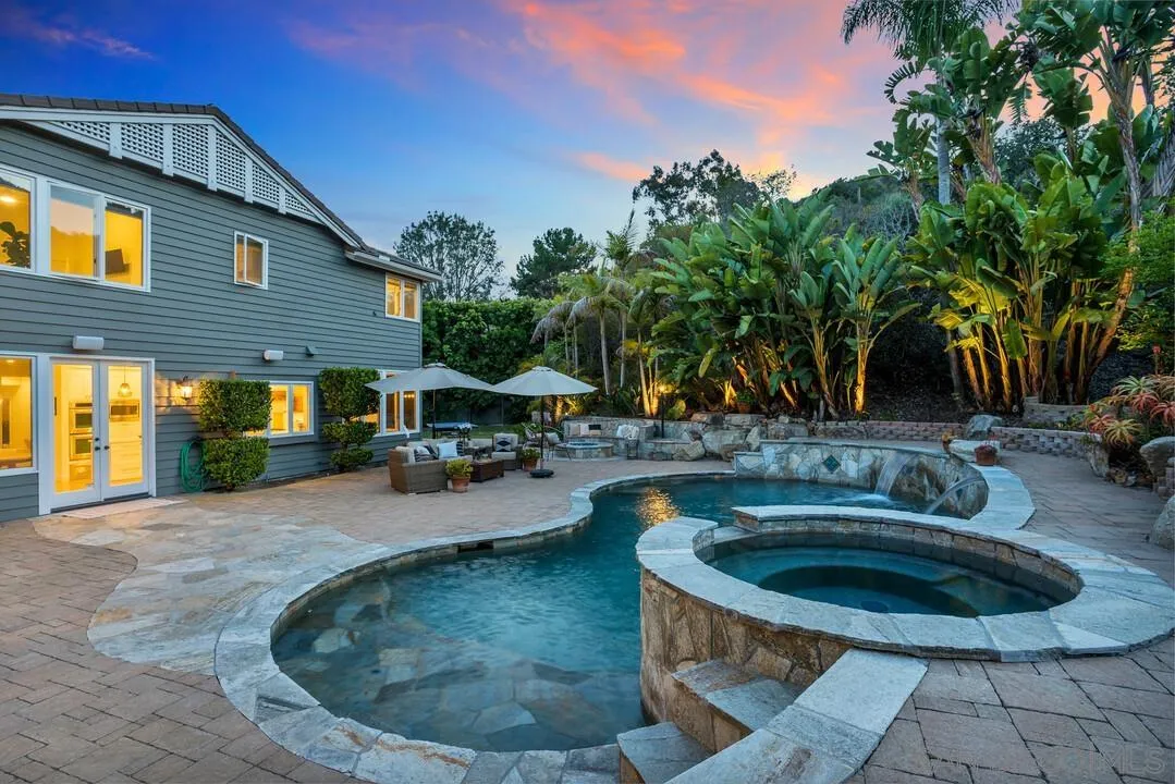 1702 Sienna Canyon Drive