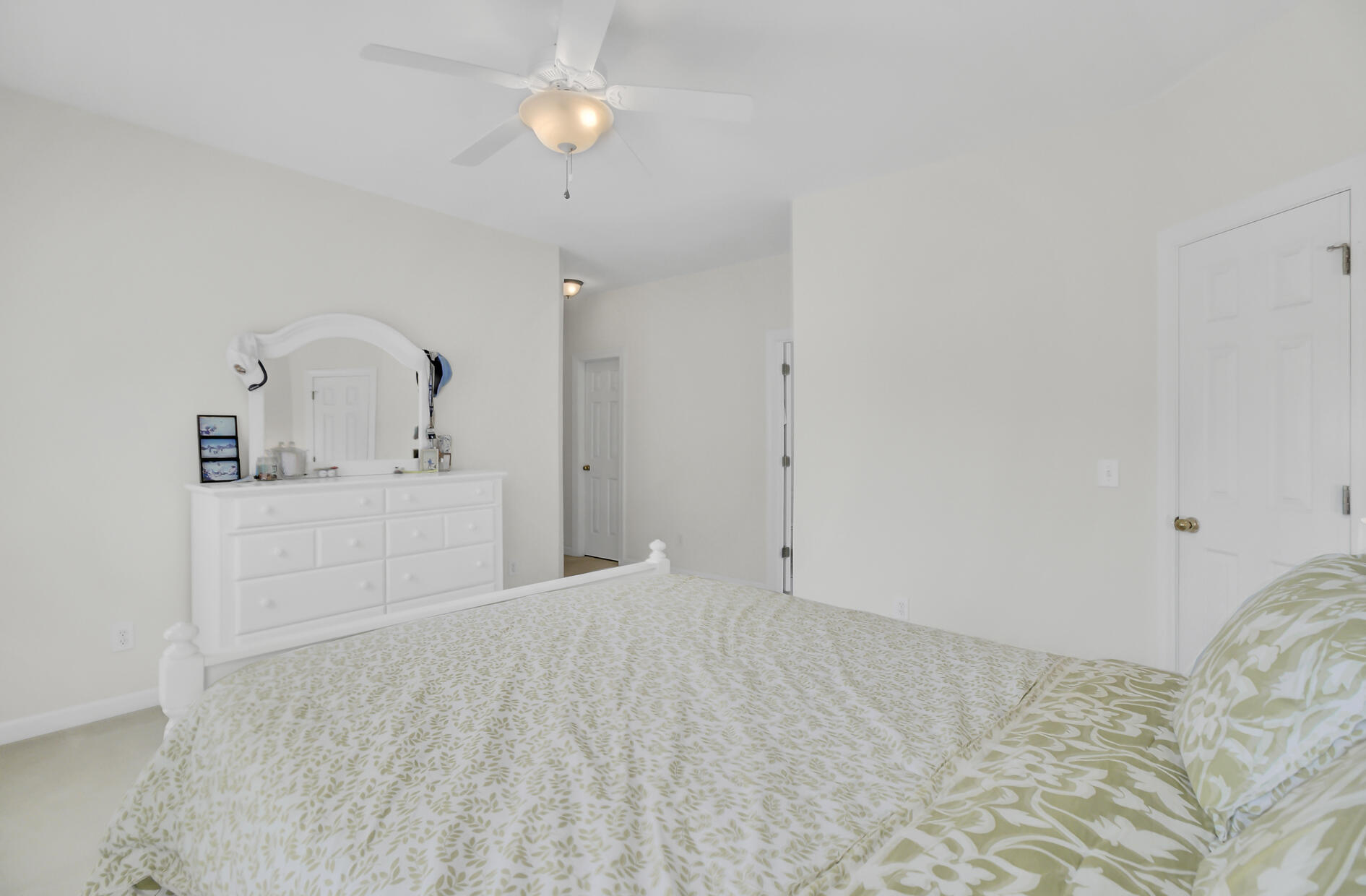 1652 Camfield Lane
