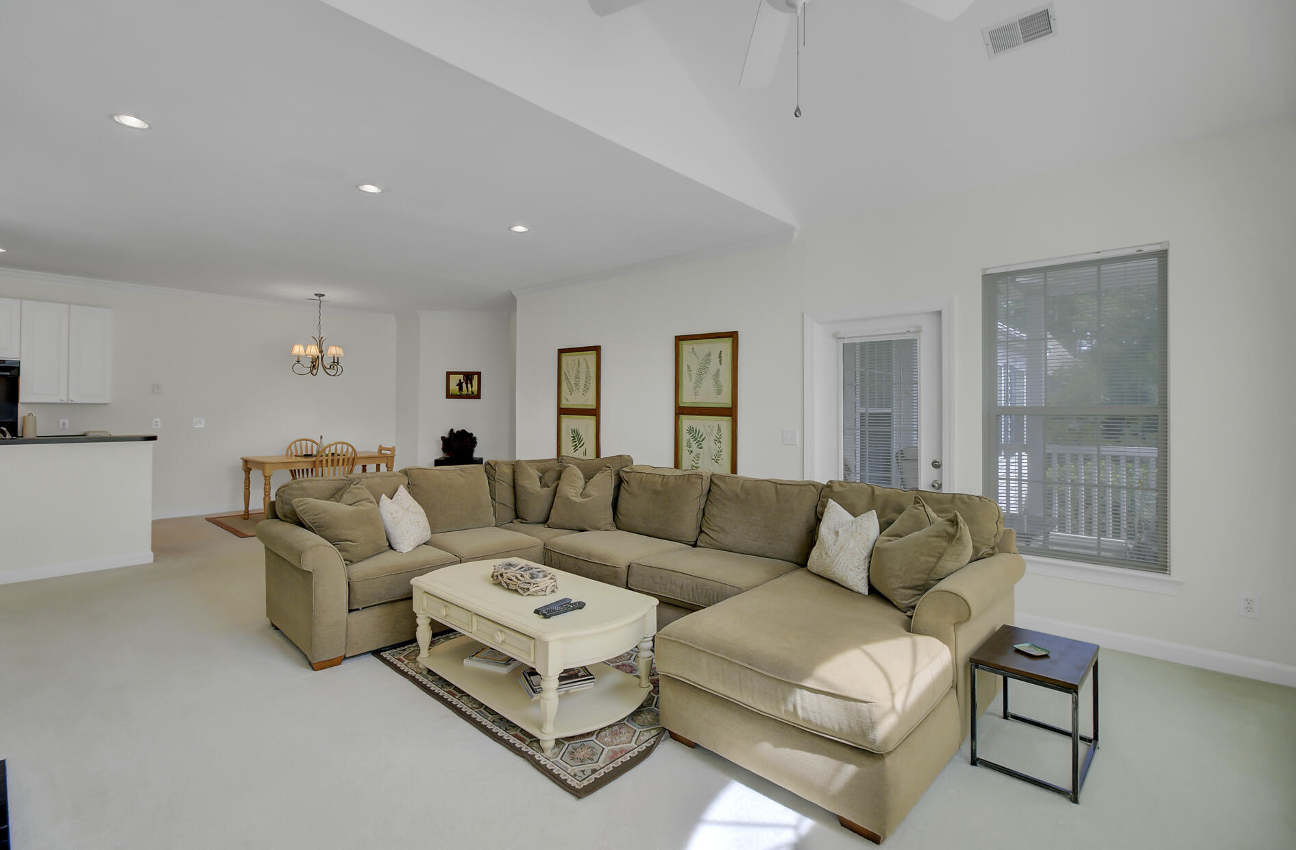 1652 Camfield Lane