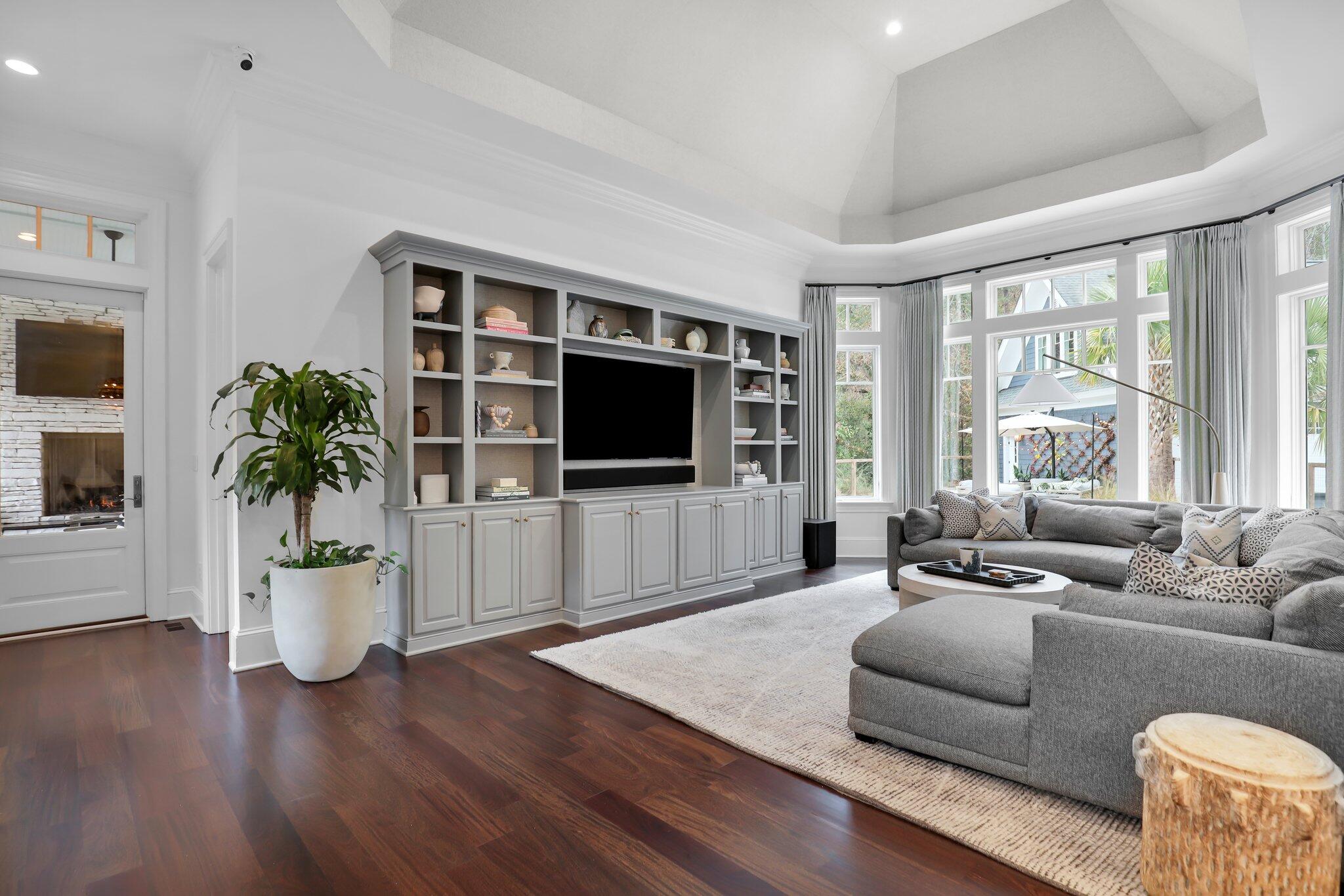 150 Royal Assembly Drive